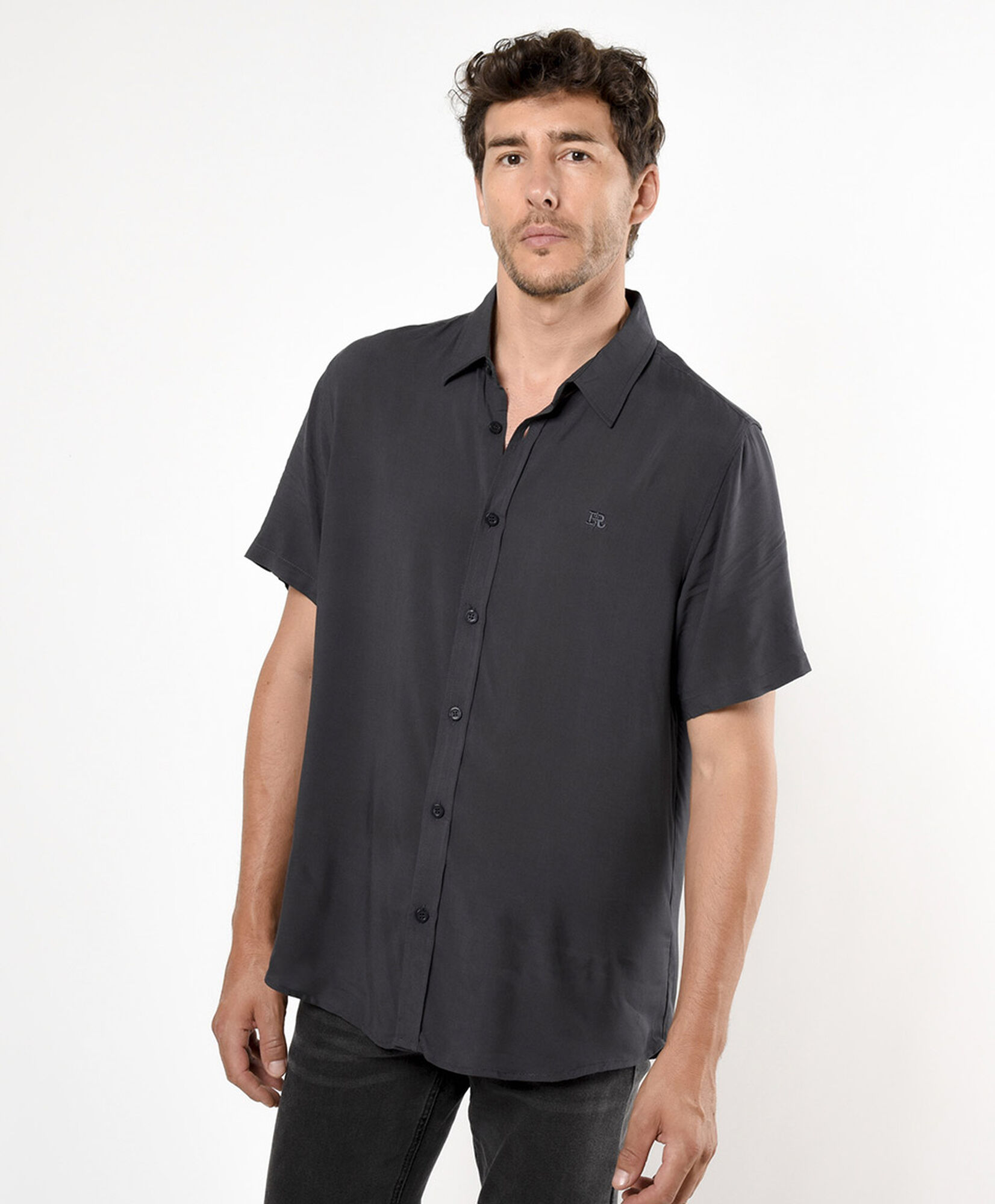 Camisa hombre lisa colores neutros Camisa hombre lisa colores neutros