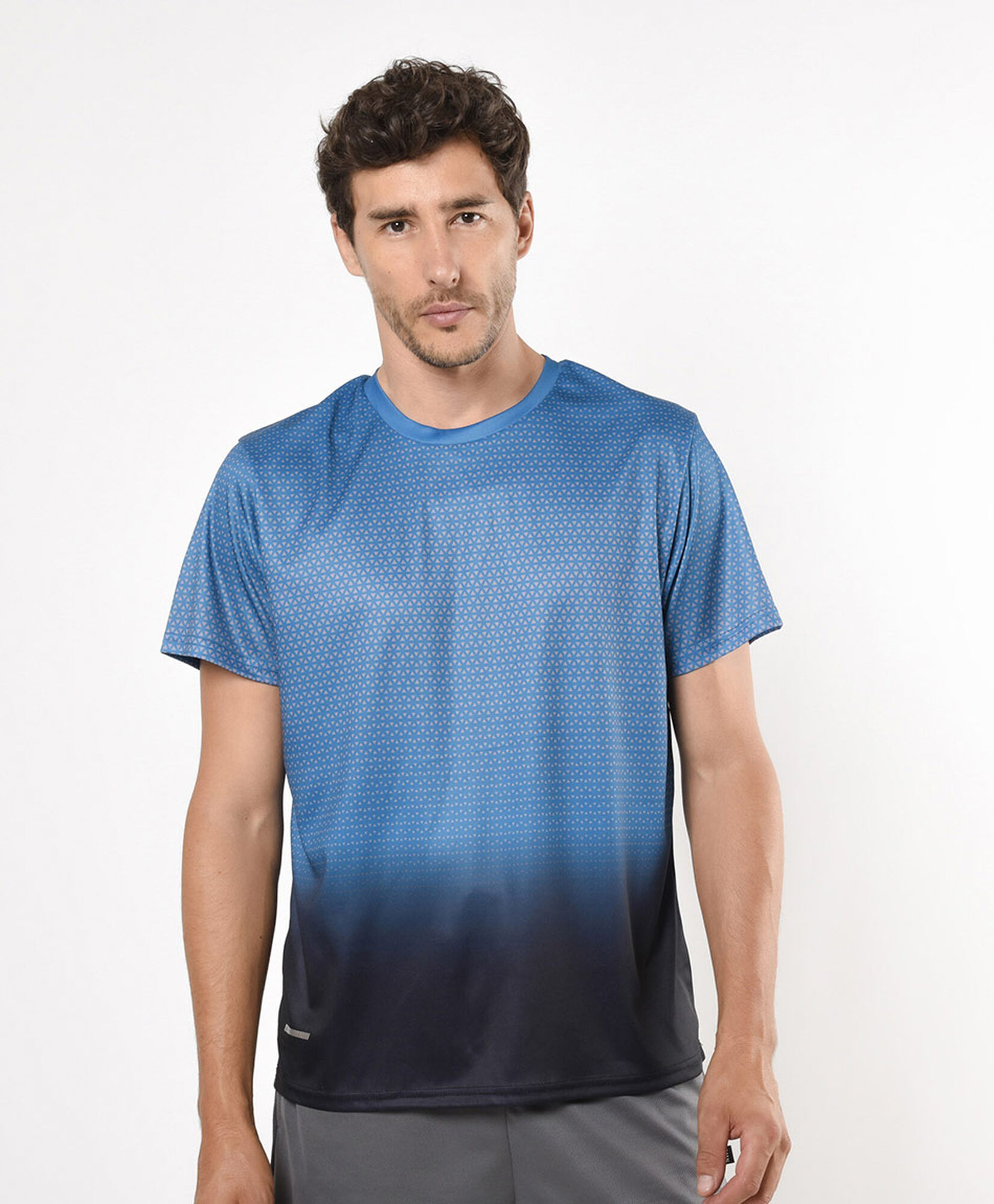 Polera deportiva hombre degradé Polera deportiva hombre degradé