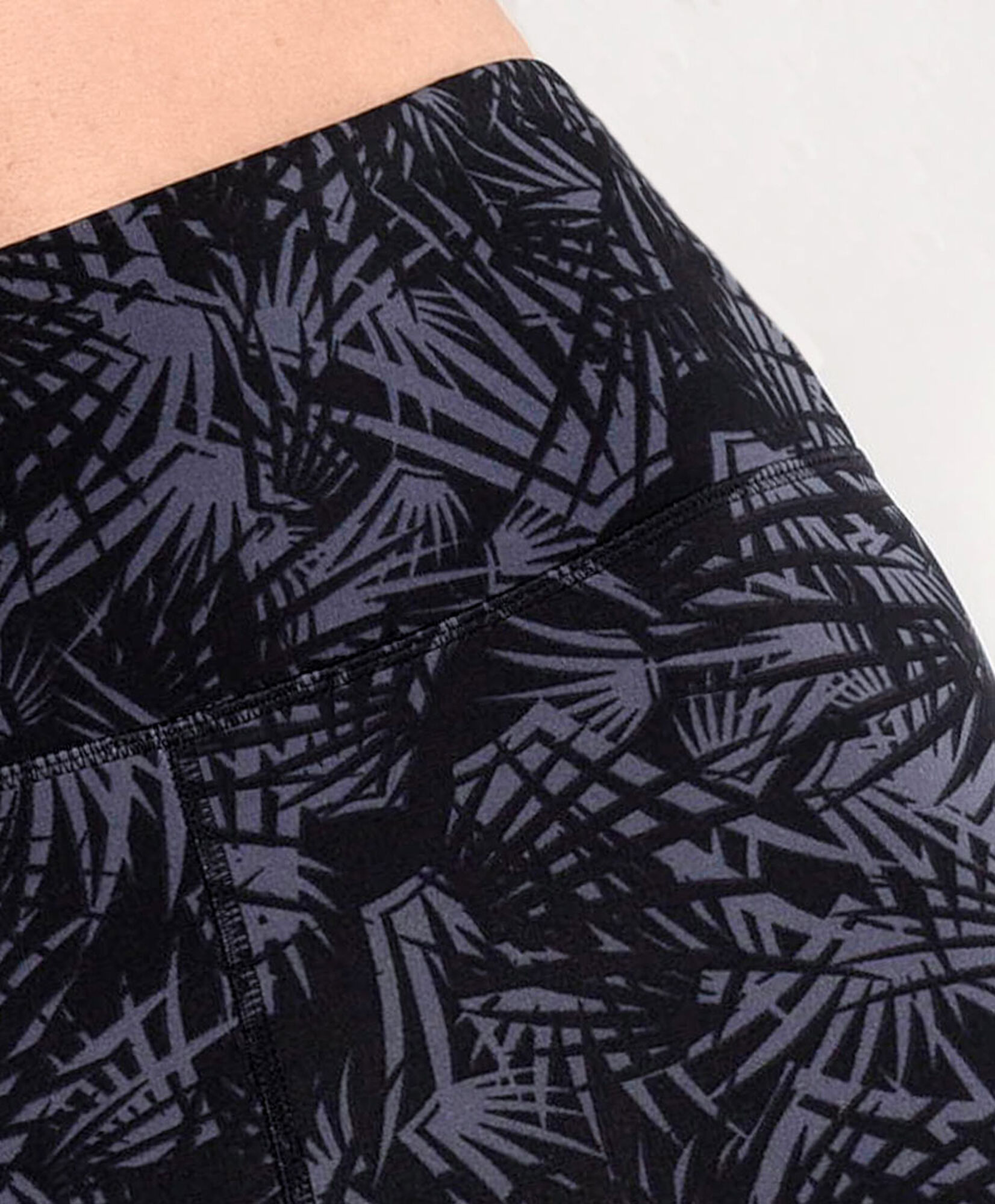 Calza mujer estampado hojas Calza mujer estampado hojas