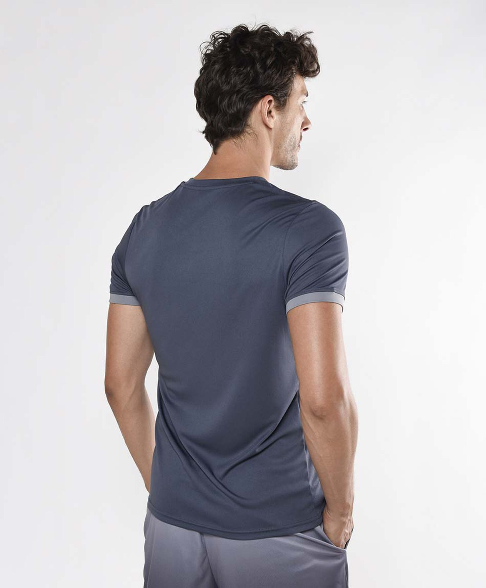 Polera deportiva hombre running lisa Polera deportiva hombre running lisa