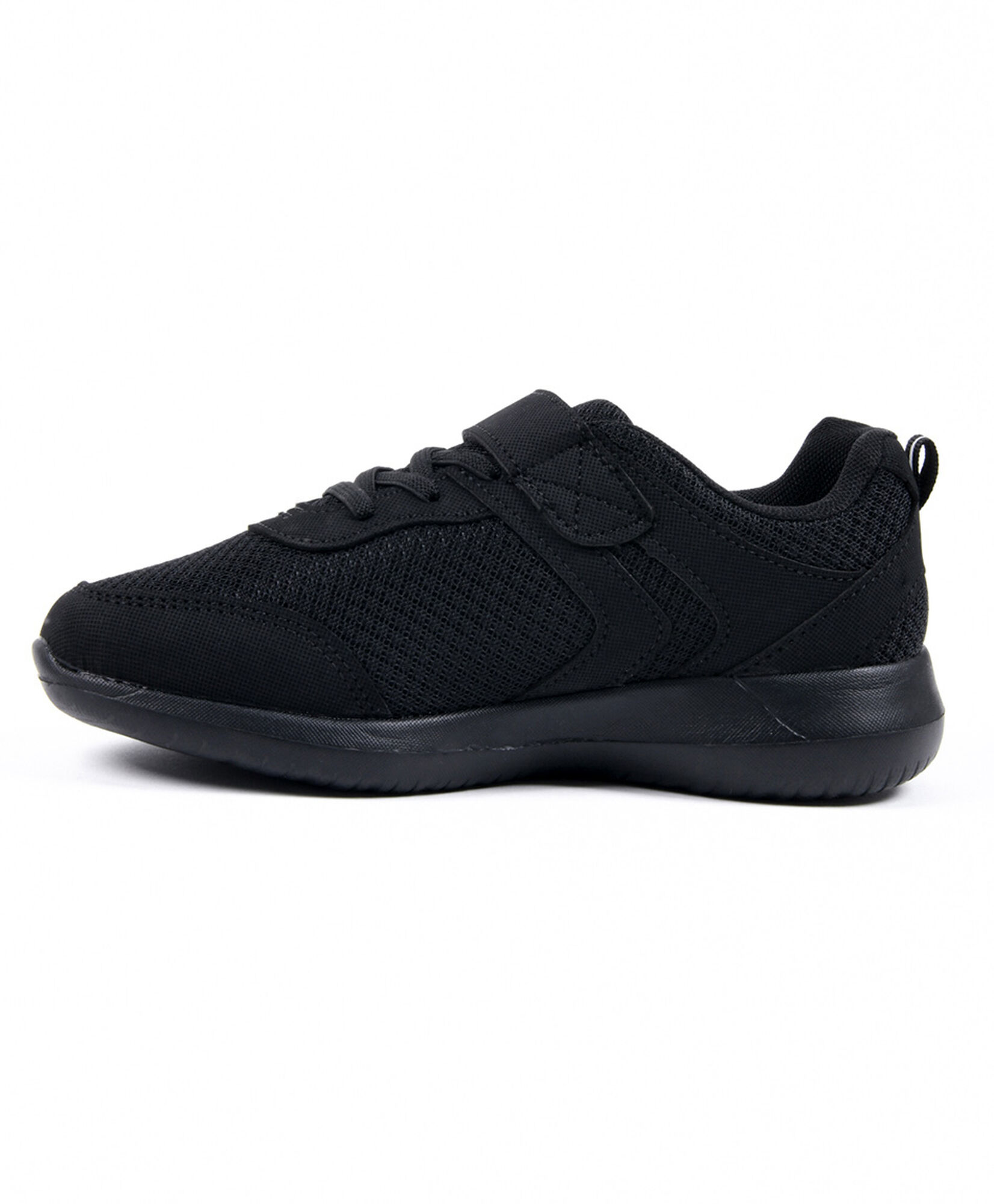 Zapatilla escolar deportiva malla Zapatilla escolar deportiva malla