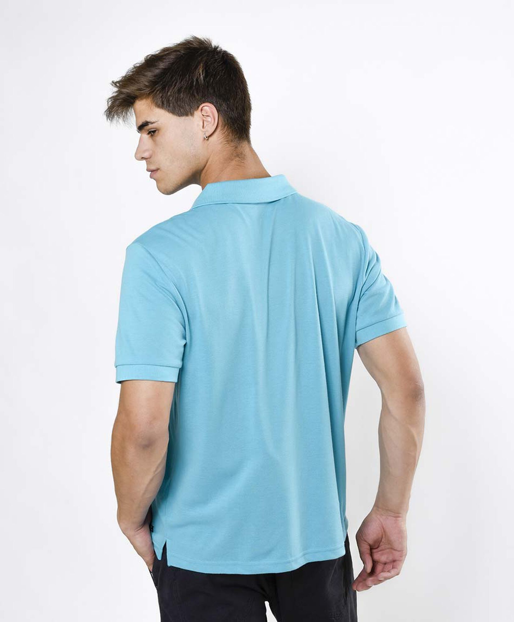 Polera hombre lisa cuello piqué Polera hombre lisa cuello piqué