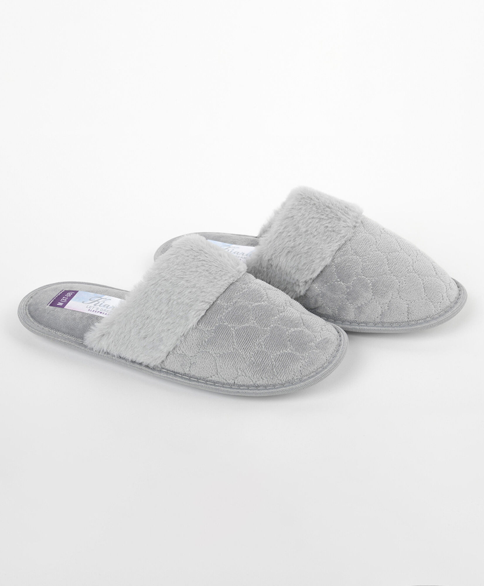 Pantuflas mujer corazones Pantuflas mujer corazones
