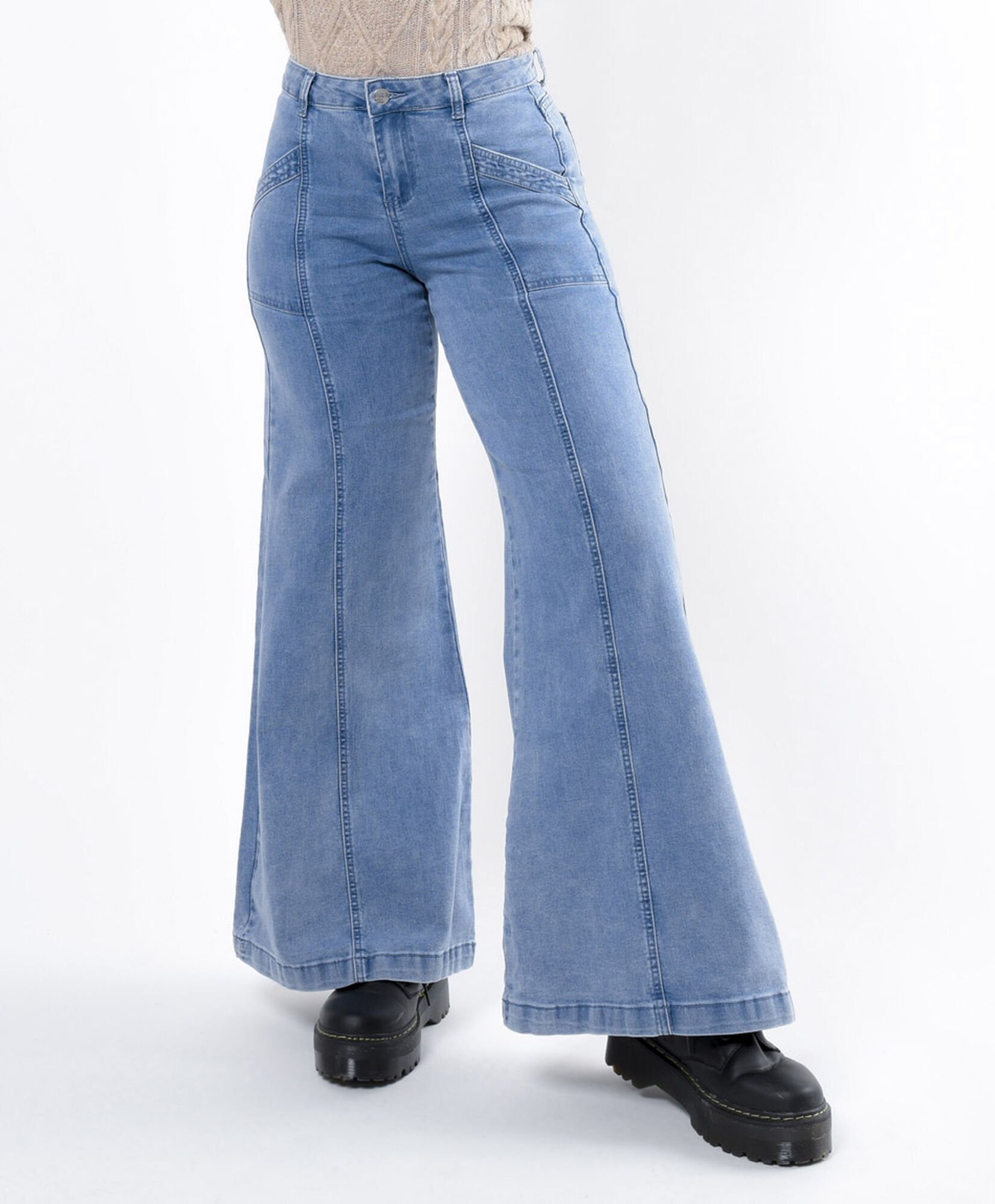 Jeans mujer cortes wide Jeans mujer cortes wide