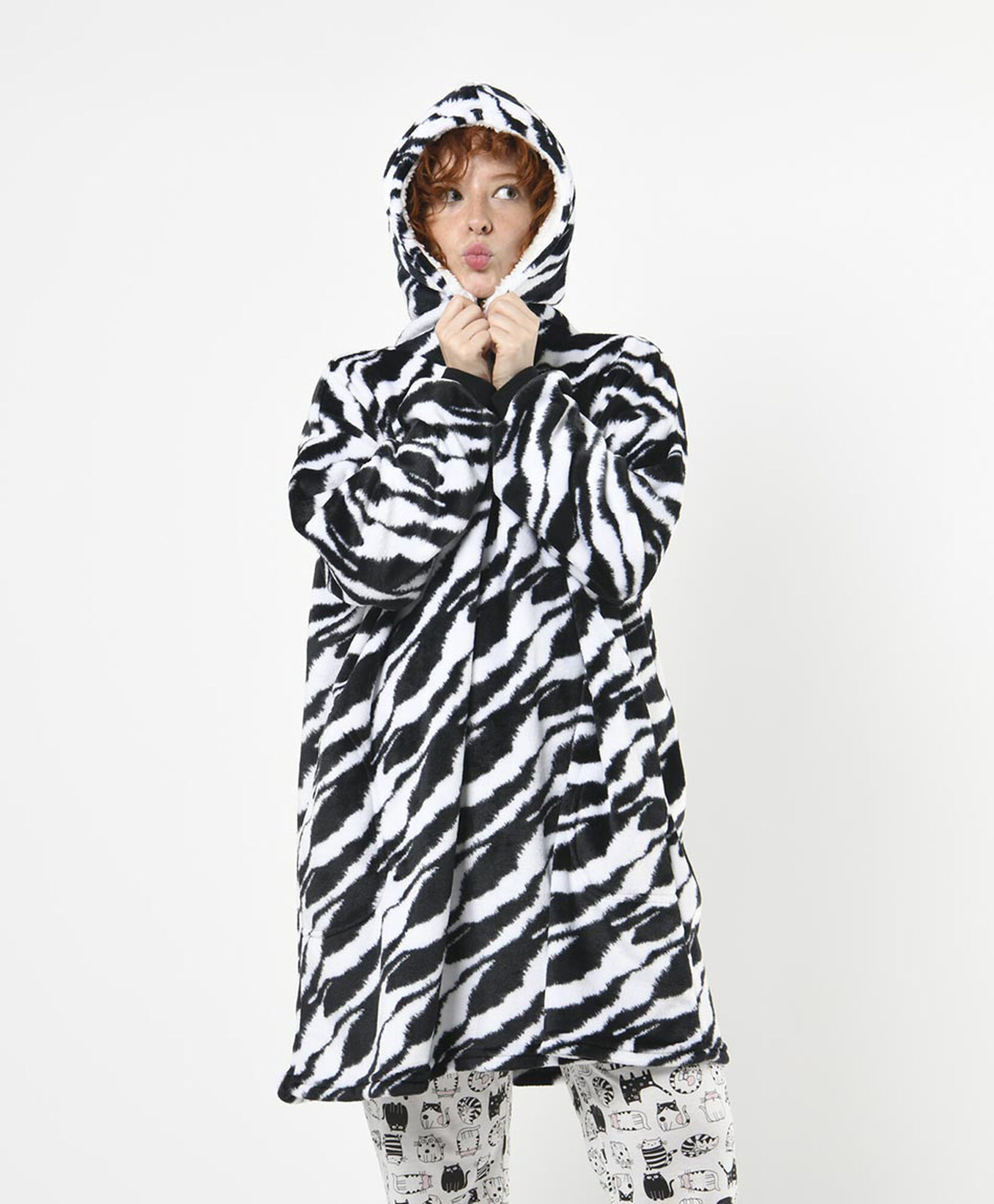 Polerón manta mujer animal print Polerón manta mujer animal print
