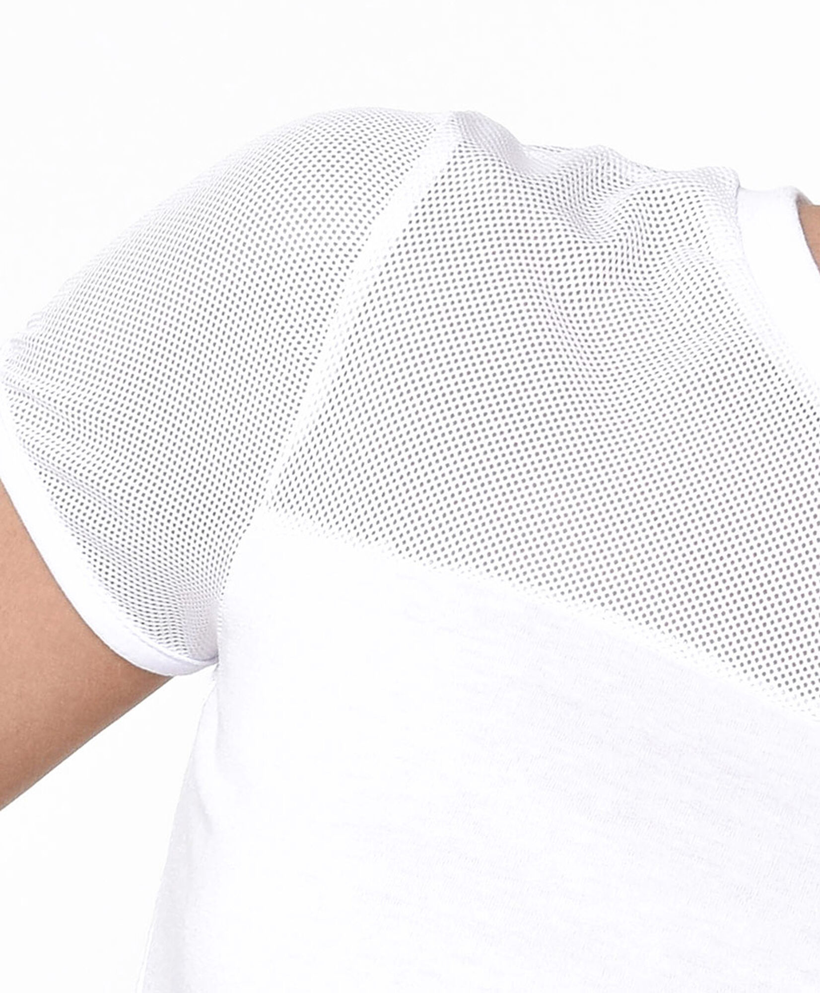 Polera deportiva mujer mesh Polera deportiva mujer mesh