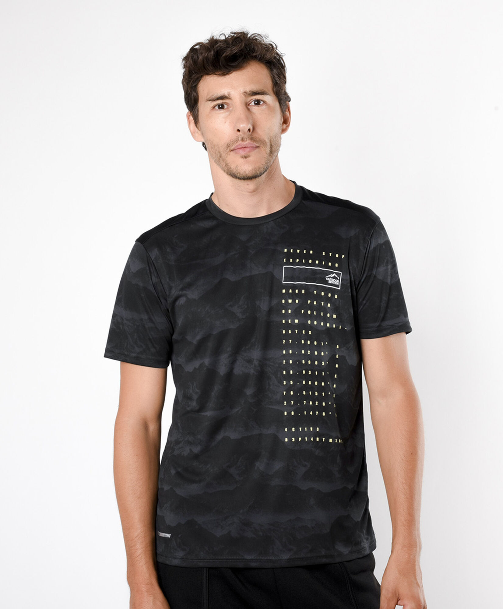 Polera deportiva hombre montañas Polera deportiva hombre montañas