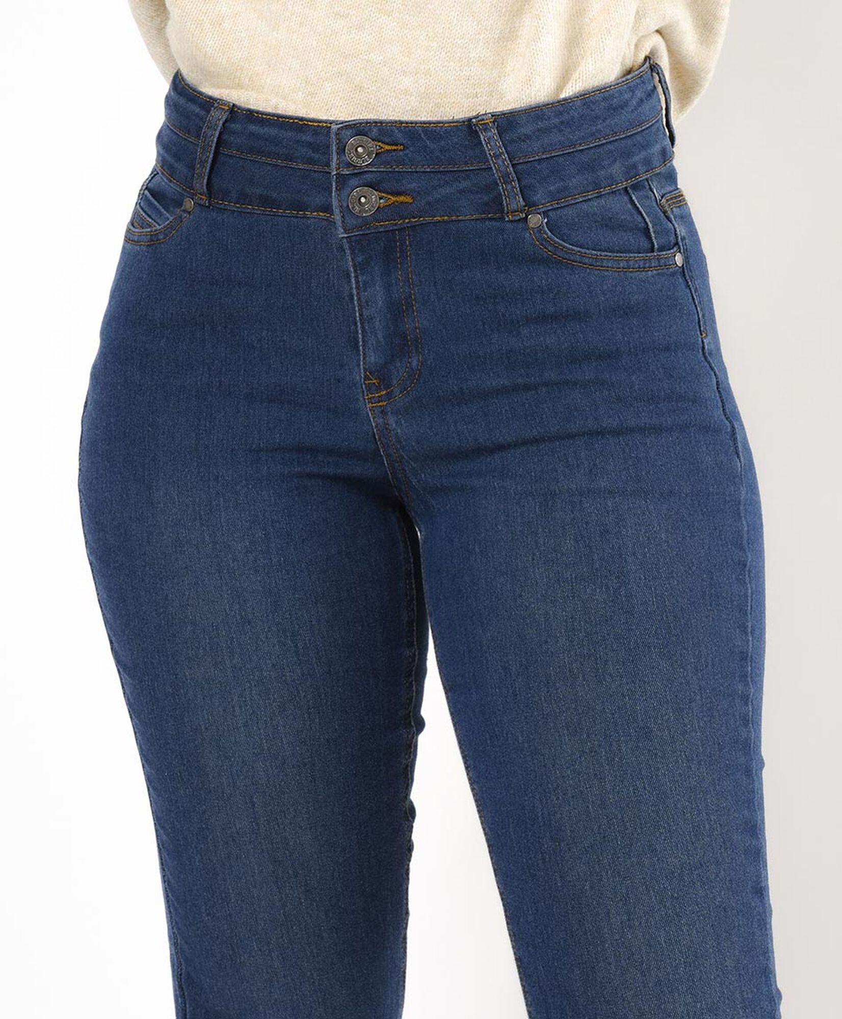 Jeans mujer tiro alto clásico Jeans mujer tiro alto clásico