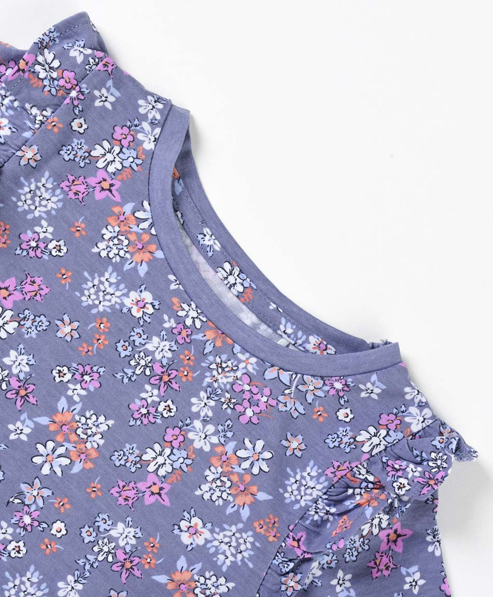 Polera bebé floreada vuelos Polera bebé floreada vuelos