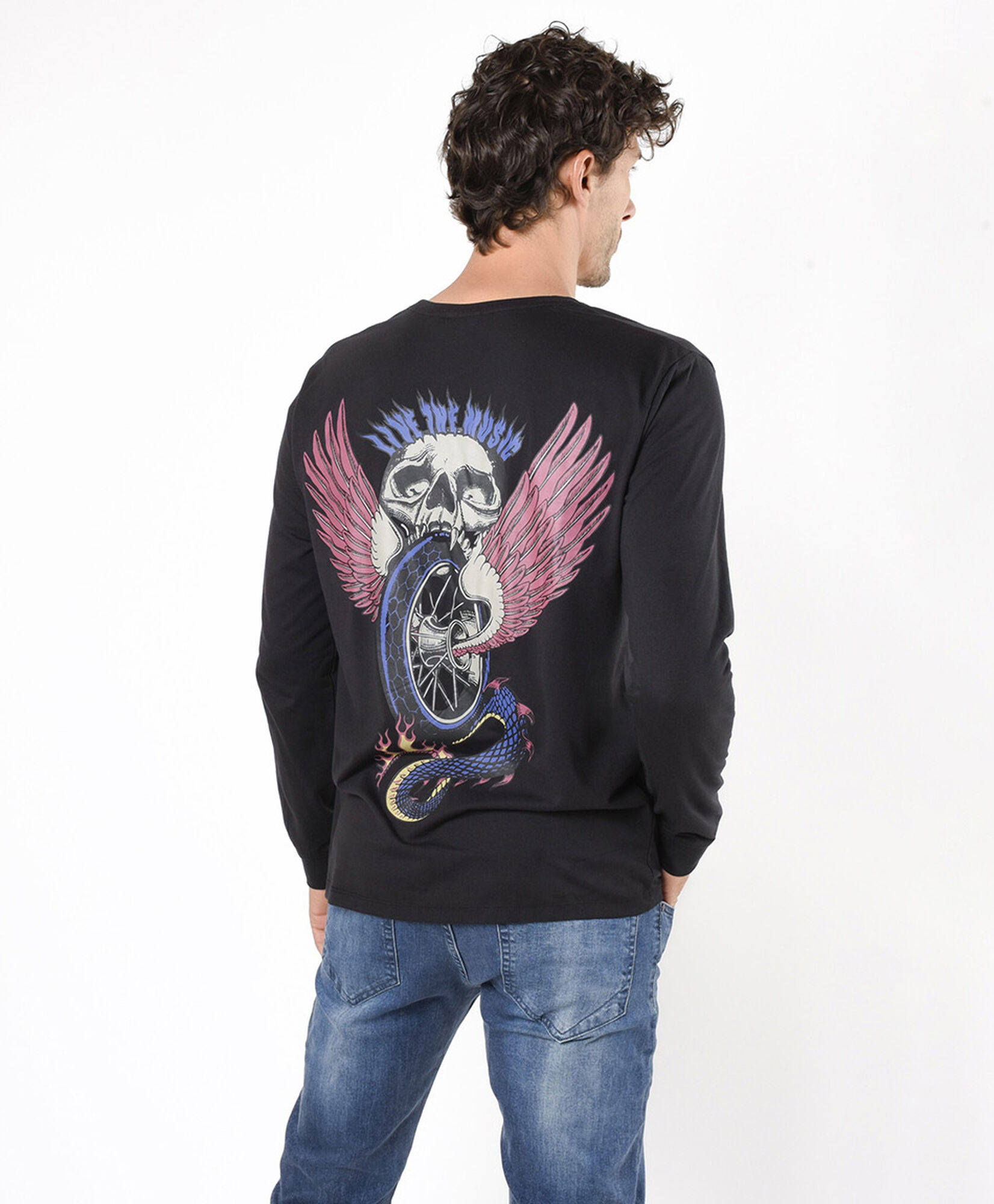 Polera hombre doble estampado calavera Polera hombre doble estampado calavera
