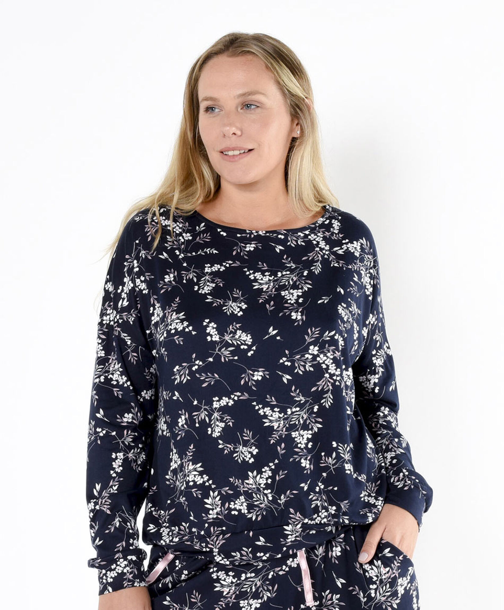 Pijama mujer floreado navy Pijama mujer floreado navy