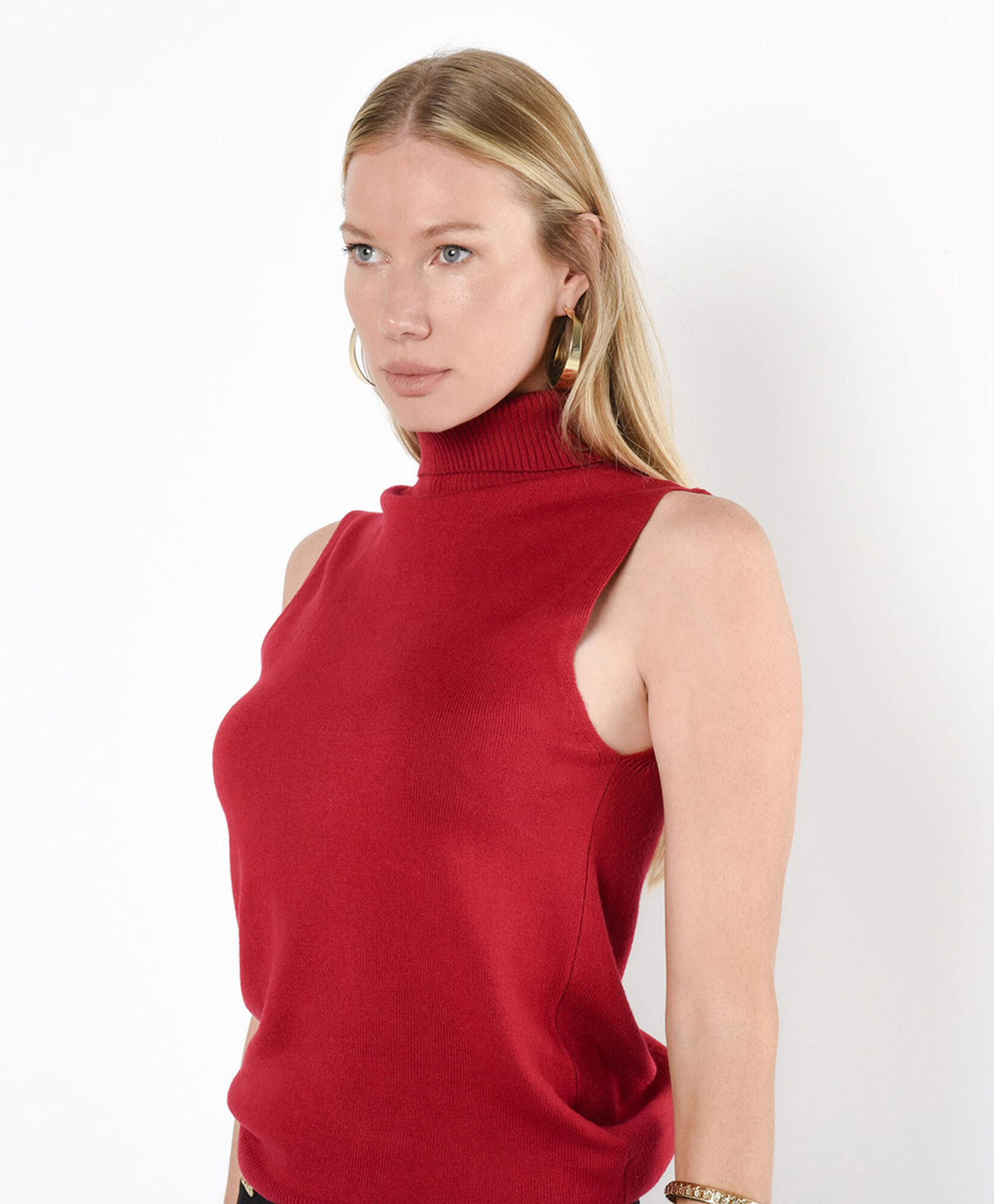 Sweater mujer cuello alto sin mangas Sweater mujer cuello alto sin mangas