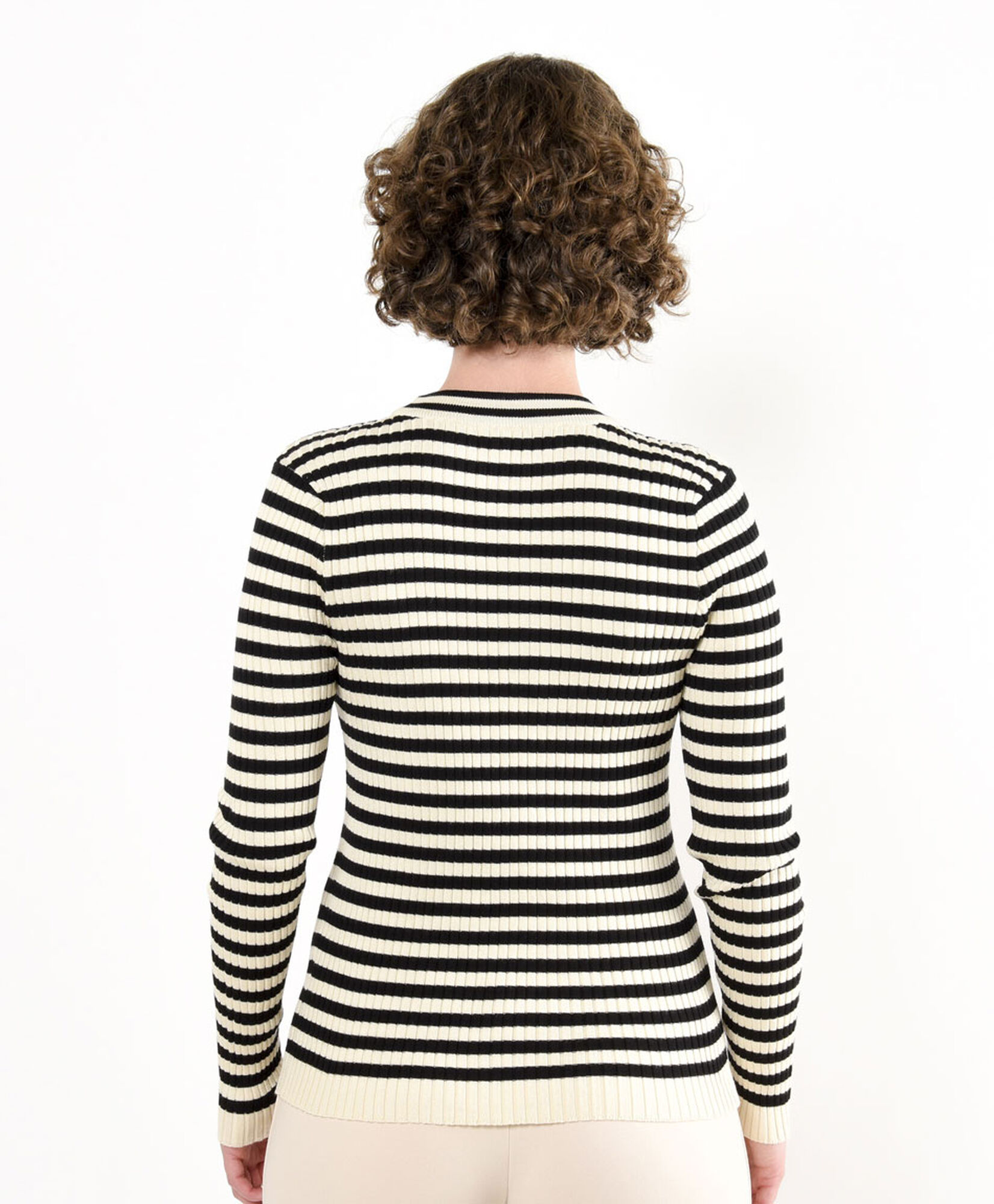 Sweater mujer líneas ajustado Sweater mujer líneas ajustado