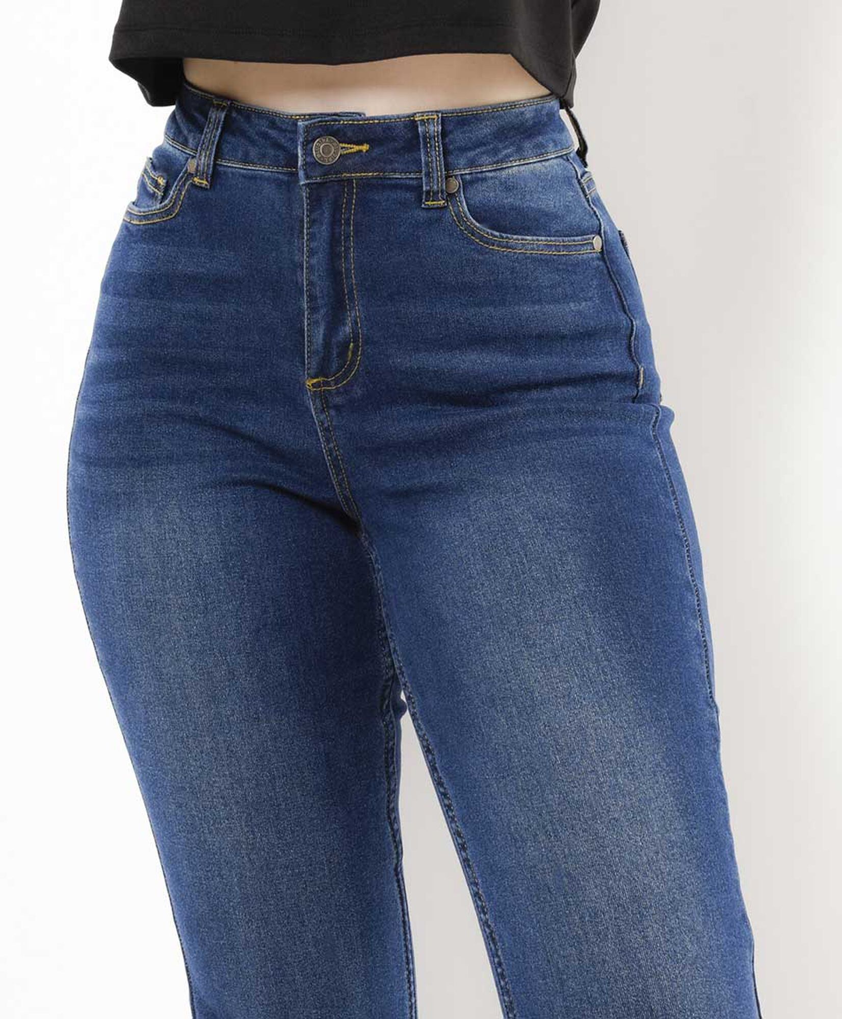 Jeans mujer liso clásico flare Jeans mujer liso clásico flare
