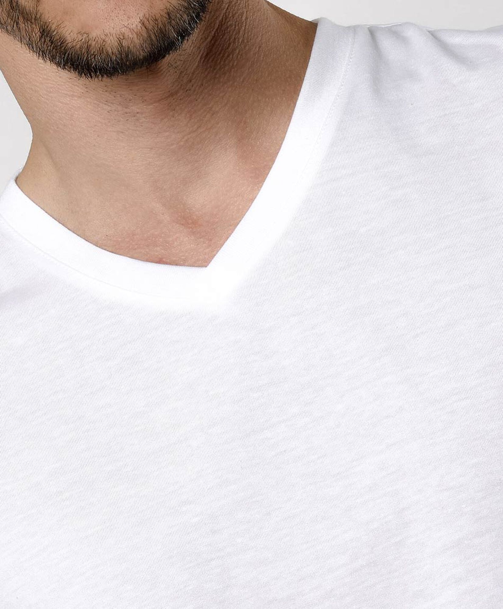 Camiseta hombre cuello en v Camiseta hombre cuello en v