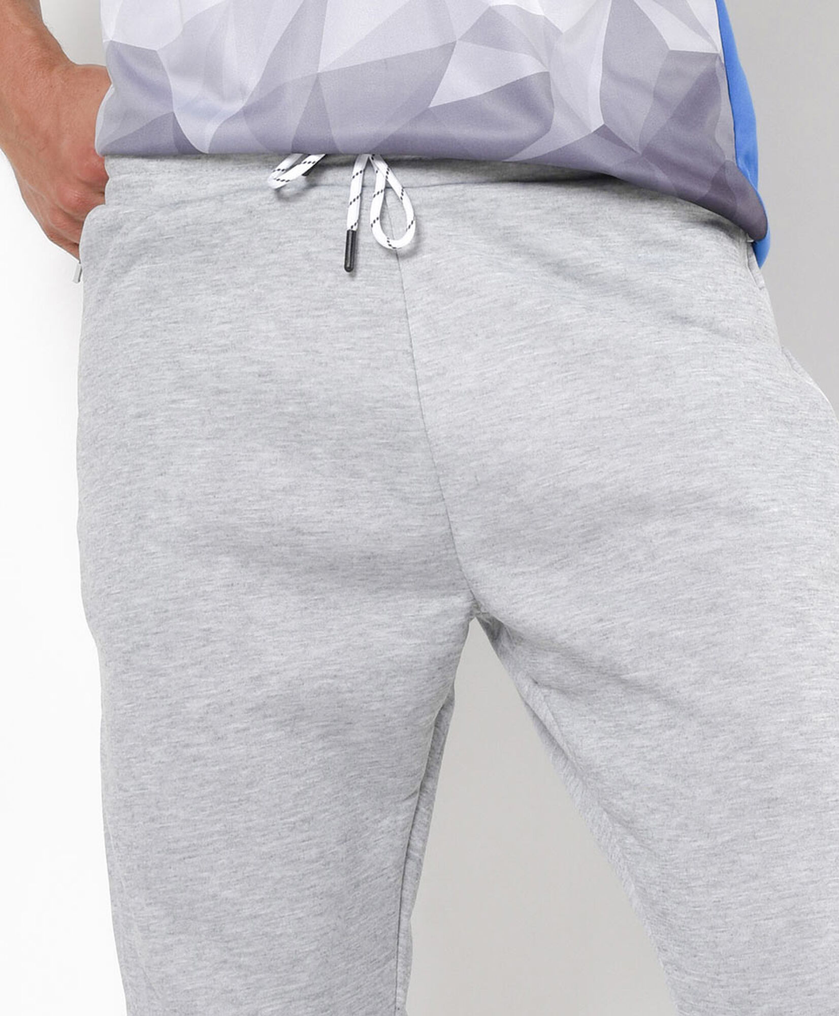 Pantalón de buzo hombre jaspeado slim fit Pantalón de buzo hombre jaspeado slim fit