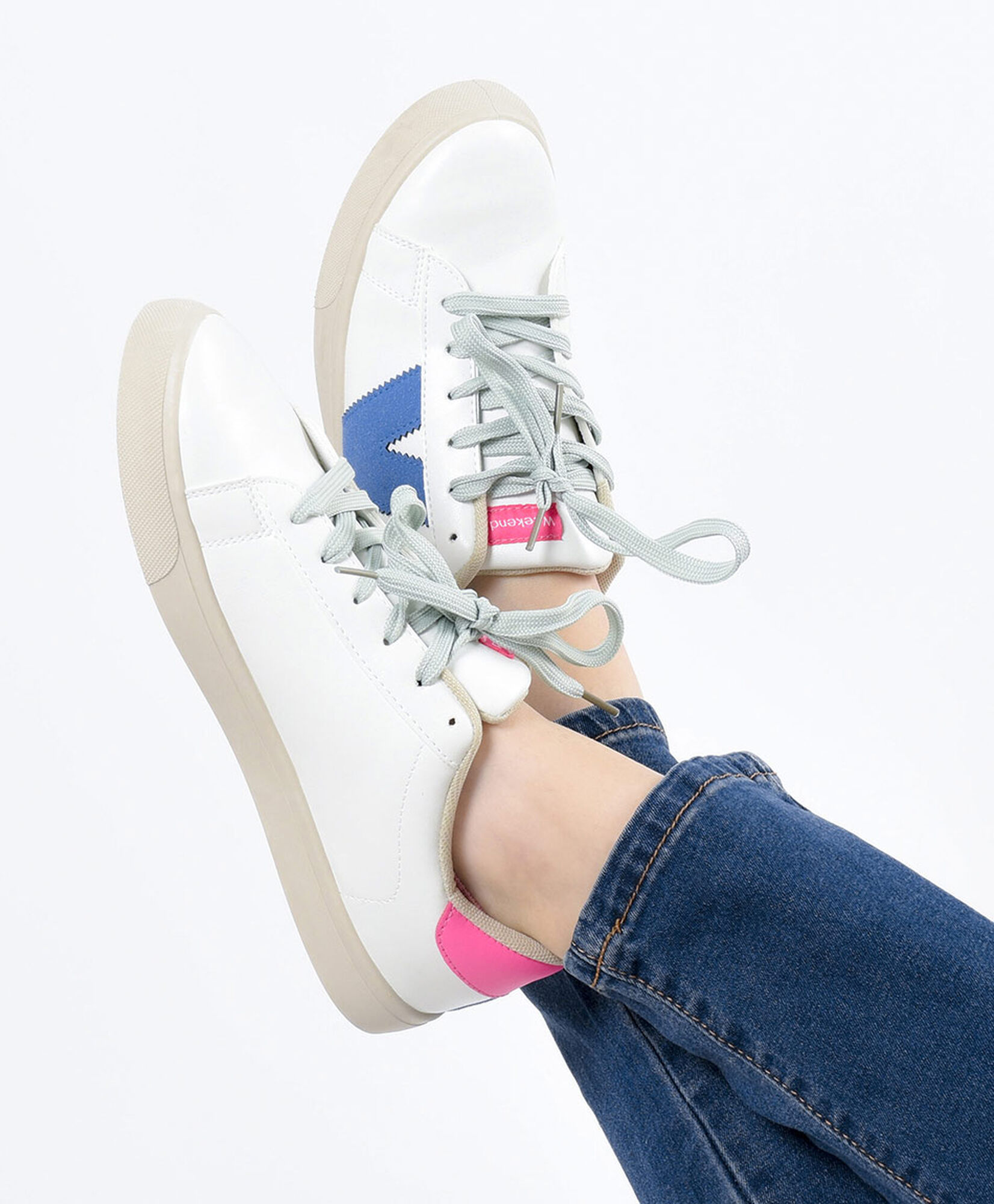 Zapatilla mujer retro Zapatilla mujer retro