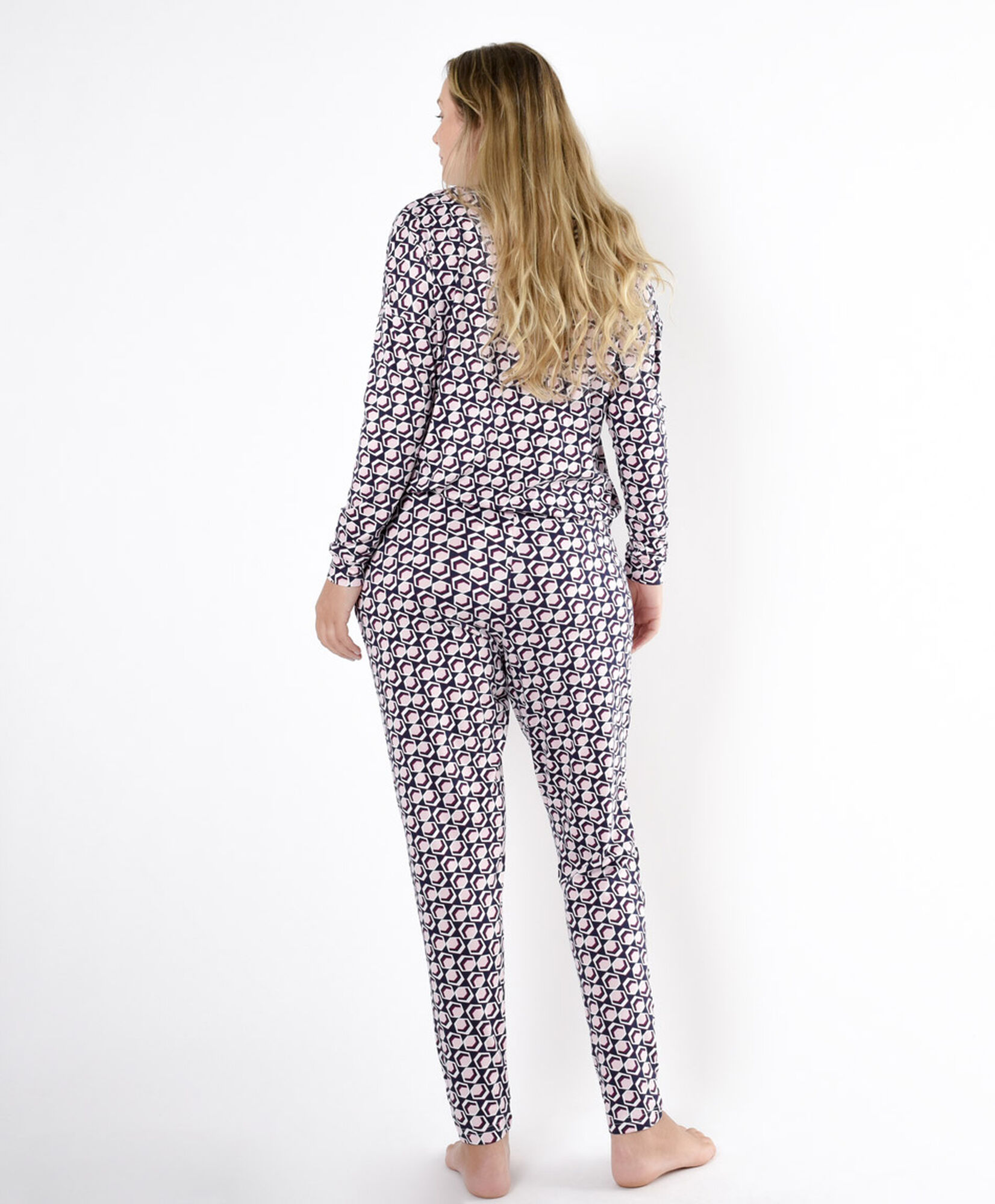 Pijama mujer diseño hexagonal Pijama mujer diseño hexagonal