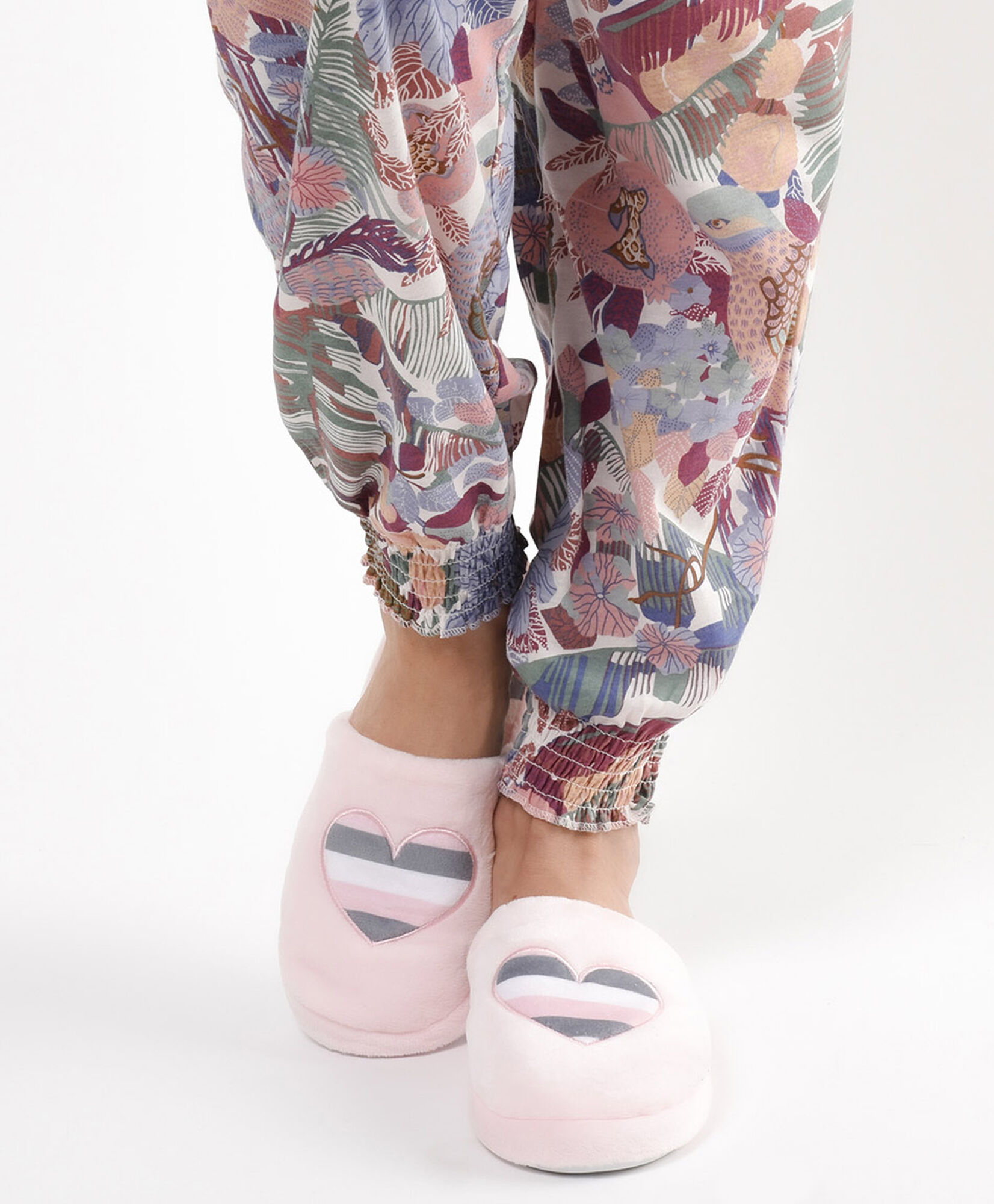 Pantufla mujer corazón rayado Pantufla mujer corazón rayado