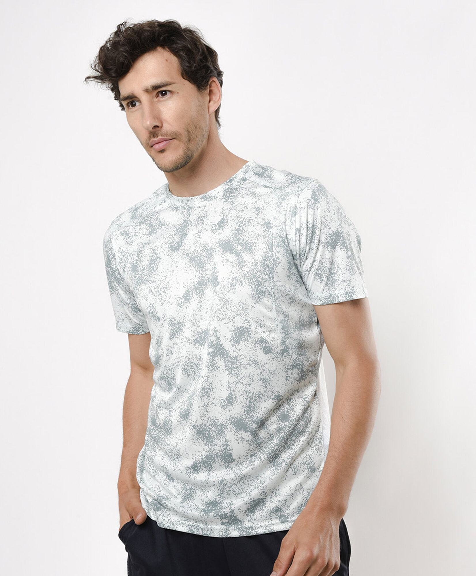 Polera deportiva hombre manchas Polera deportiva hombre manchas