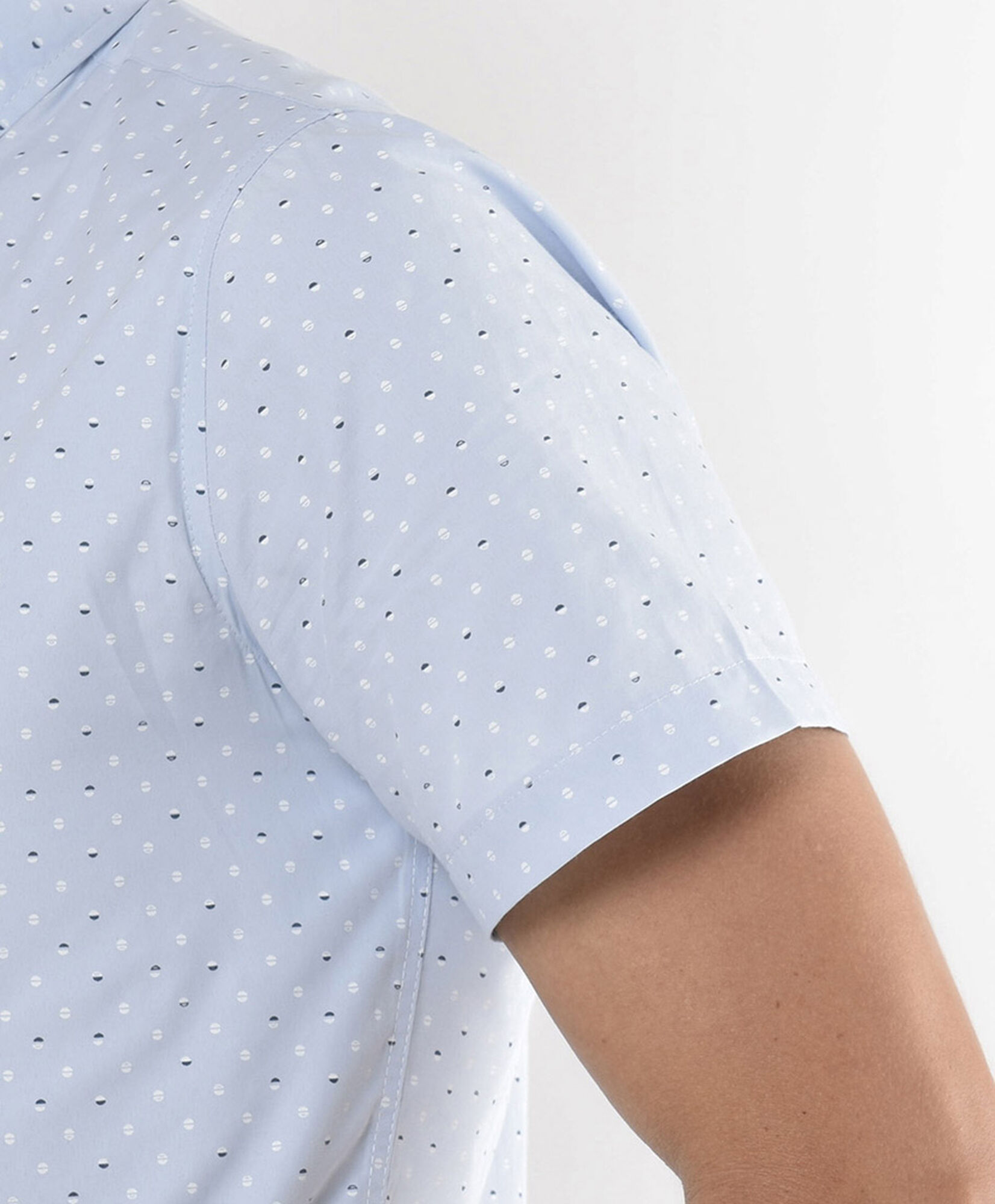 Camisa hombre puntitos bicolor Camisa hombre puntitos bicolor