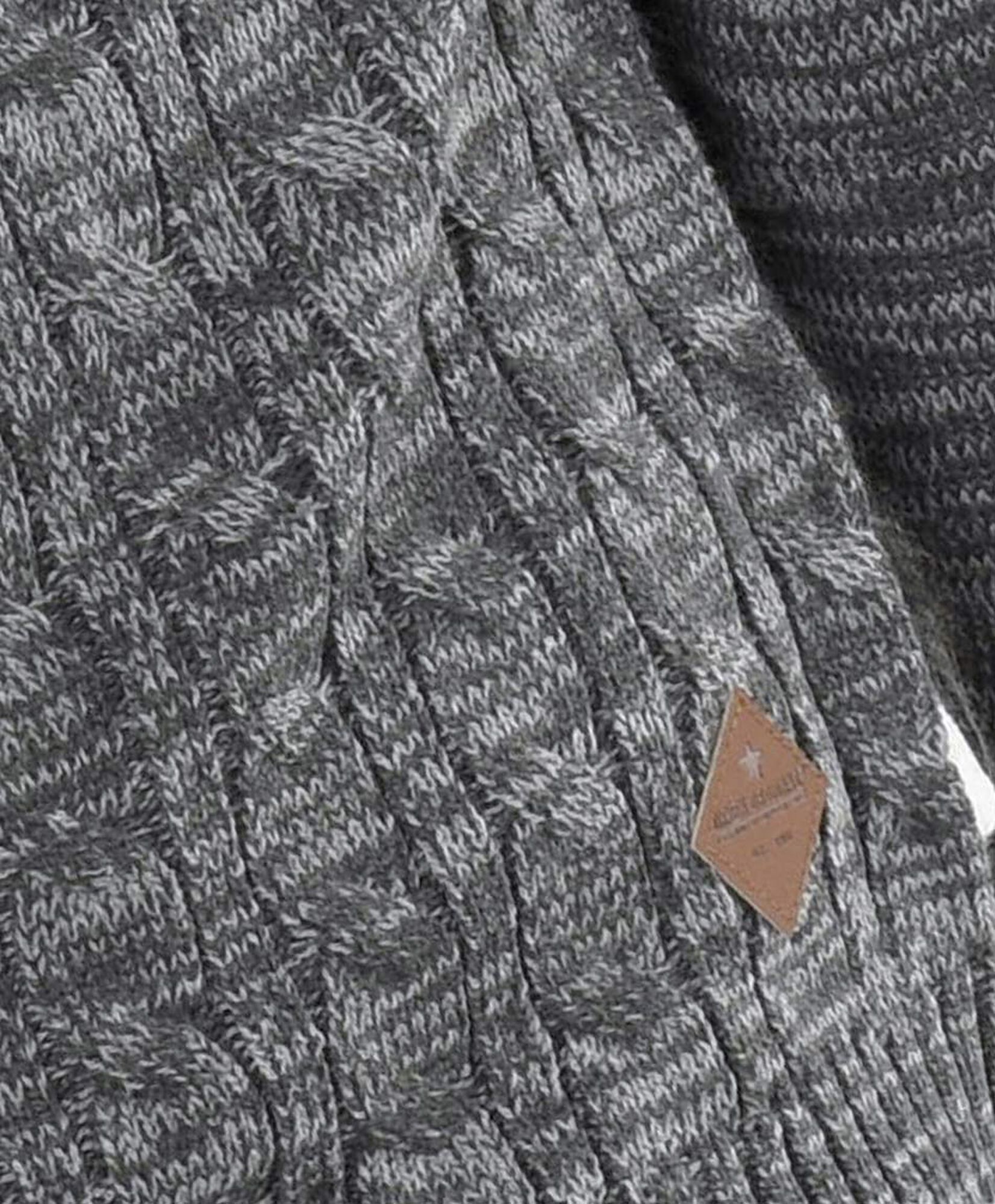 Sweater hombre trenzado medio cierre Sweater hombre trenzado medio cierre