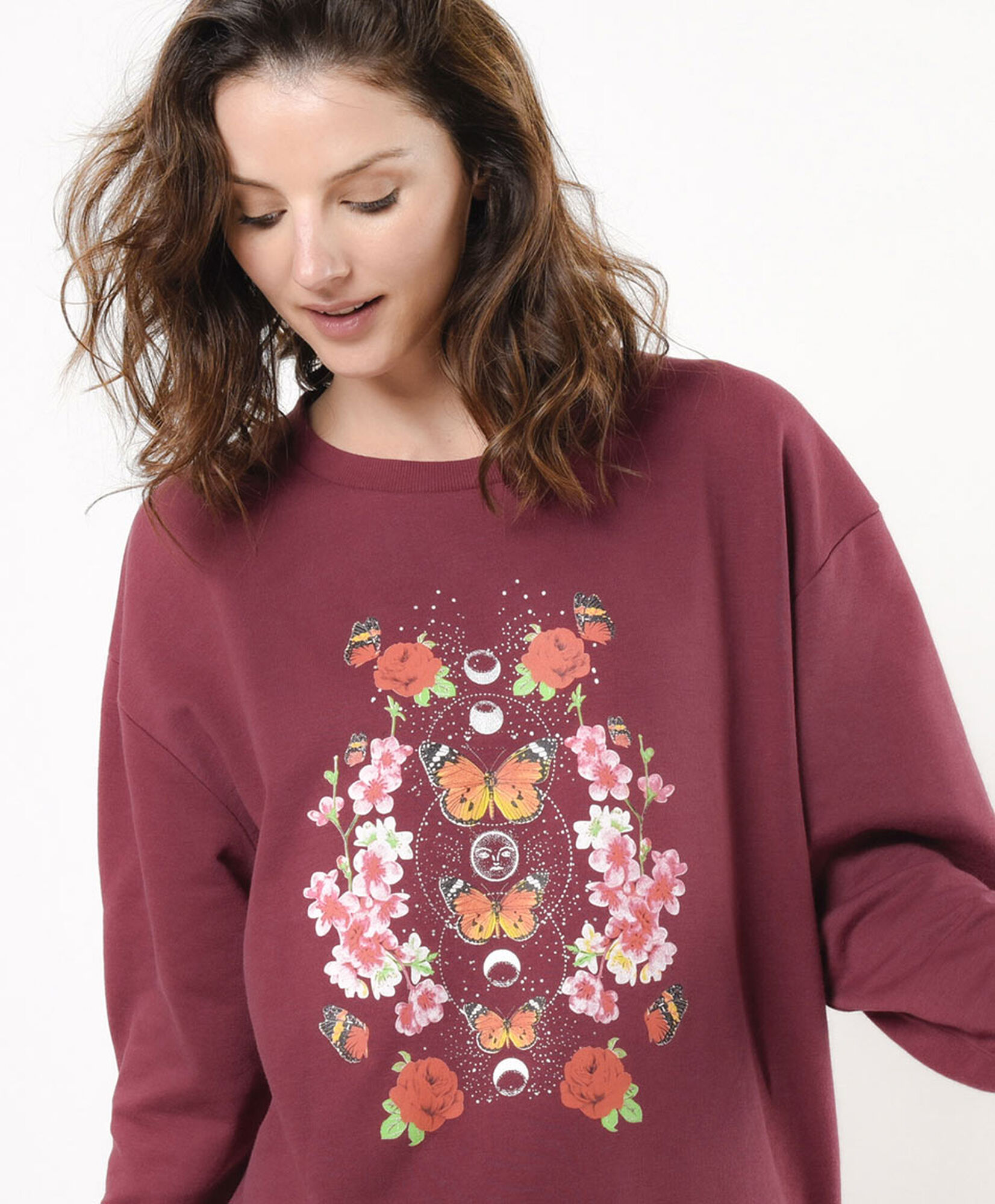 Polerón mujer estampado mariposas Polerón mujer estampado mariposas