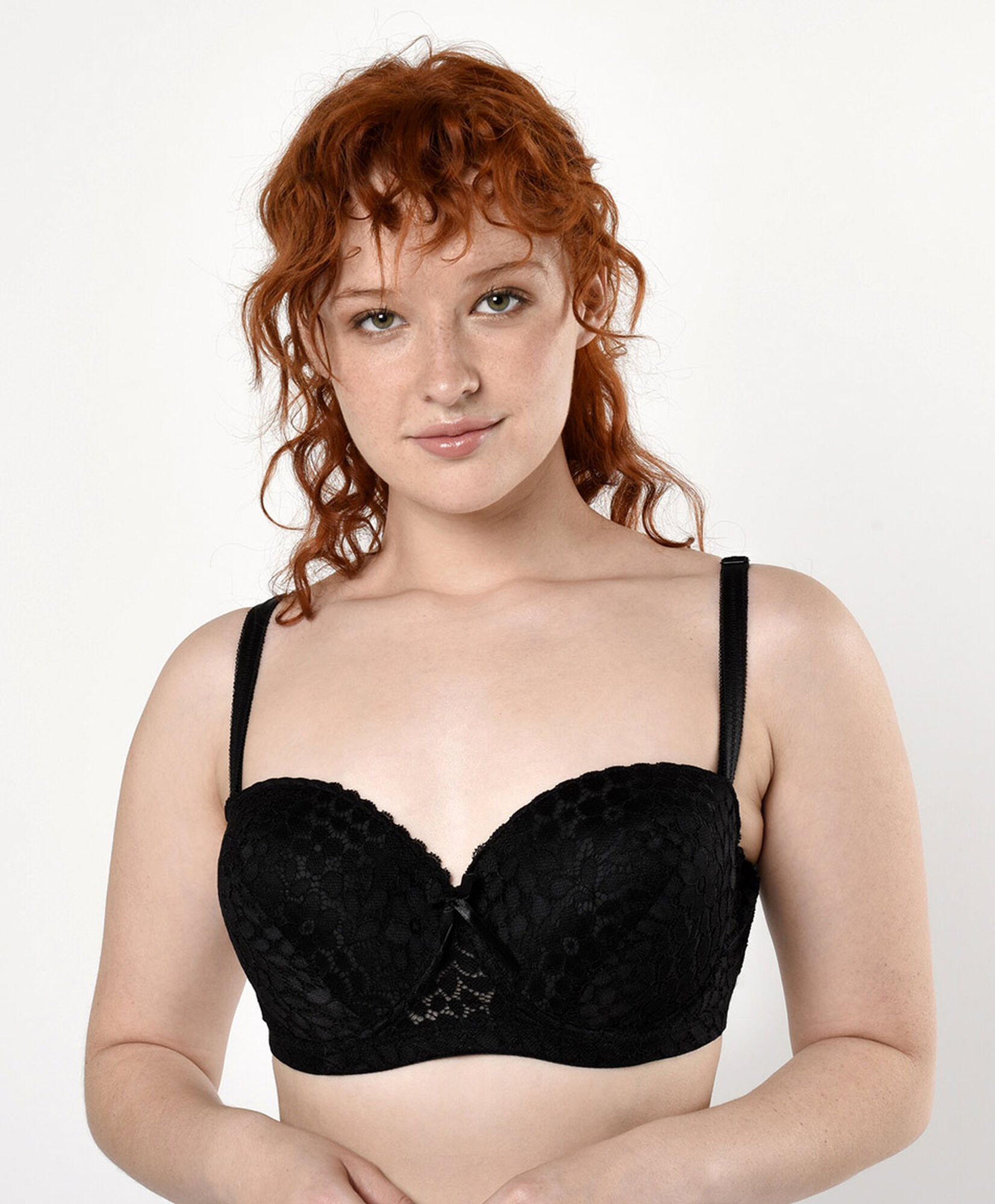 Sostén mujer floreado strapless Sostén mujer floreado strapless