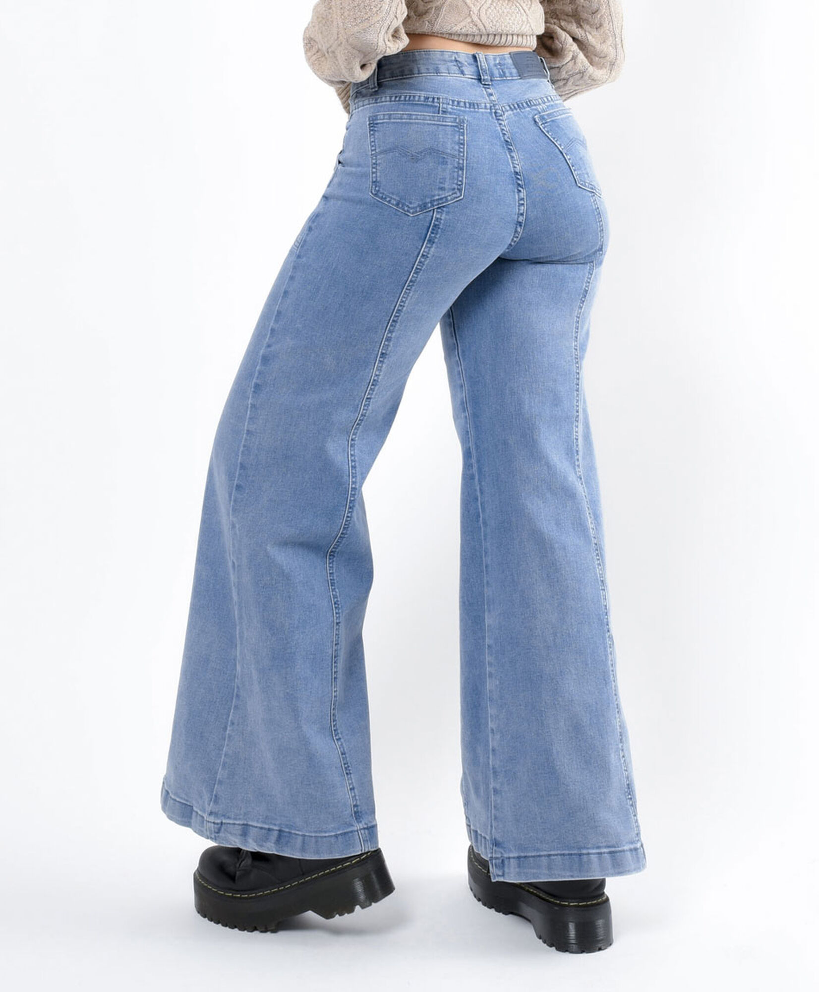 Jeans mujer cortes wide Jeans mujer cortes wide