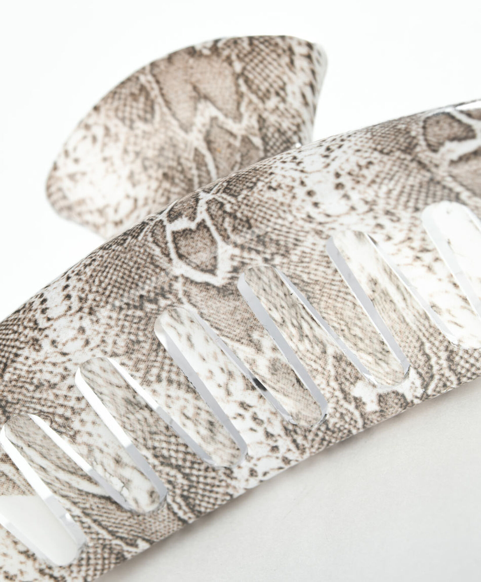 Trabaj mujer animal print serpiente Trabaj mujer animal print serpiente