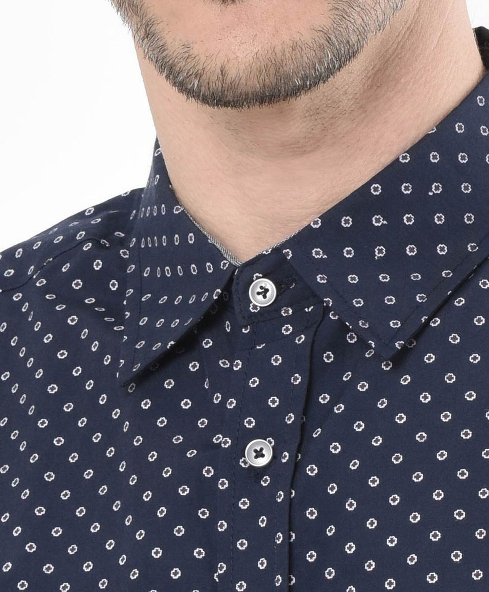Camisa hombre figuritas manga larga Camisa hombre figuritas manga larga