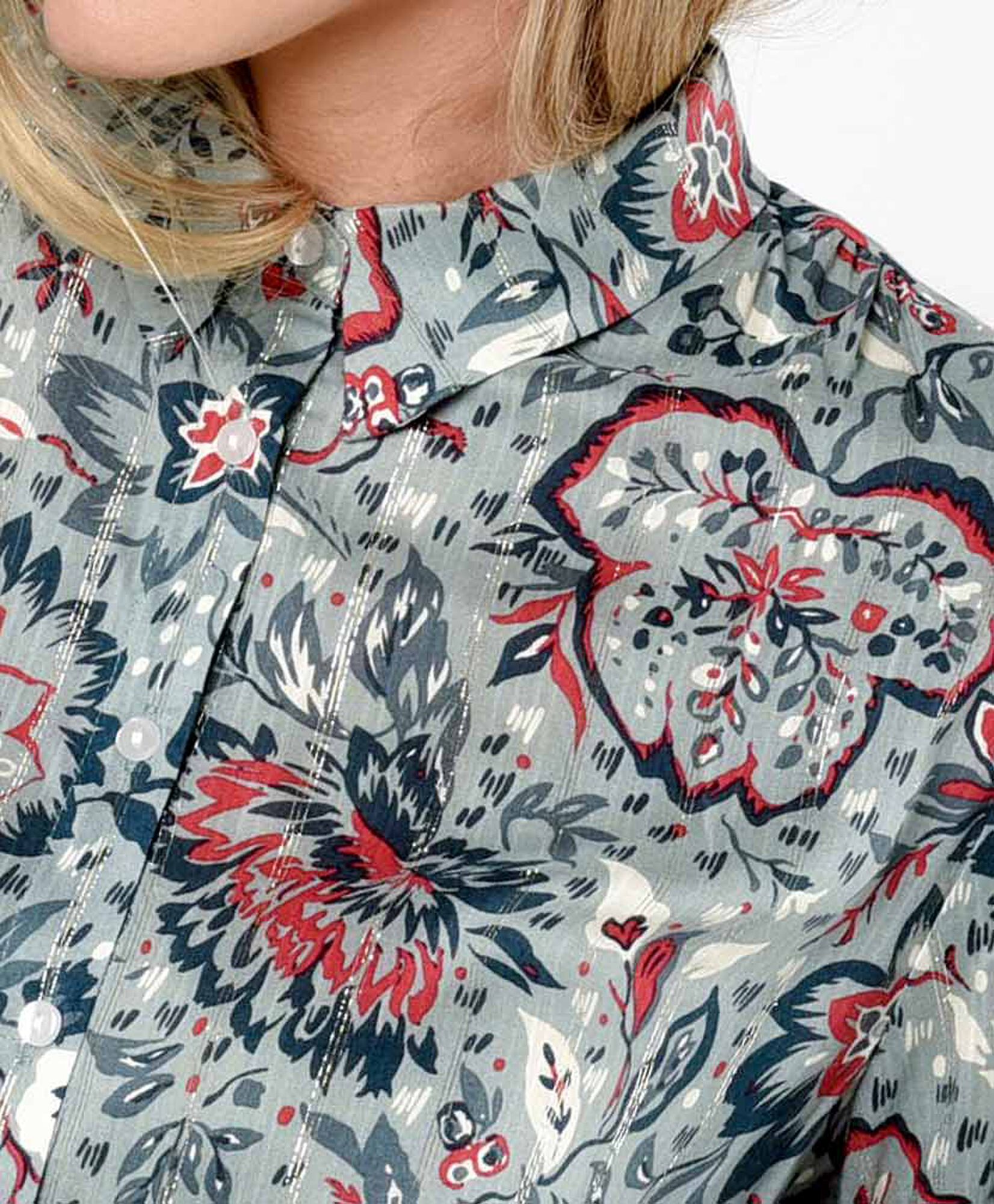 Blusa mujer print floreado brillos Blusa mujer print floreado brillos