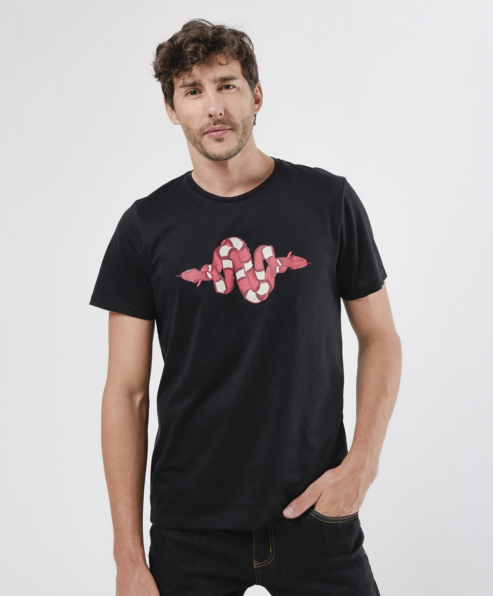 Polera hombre estampado serpientes Polera hombre estampado serpientes