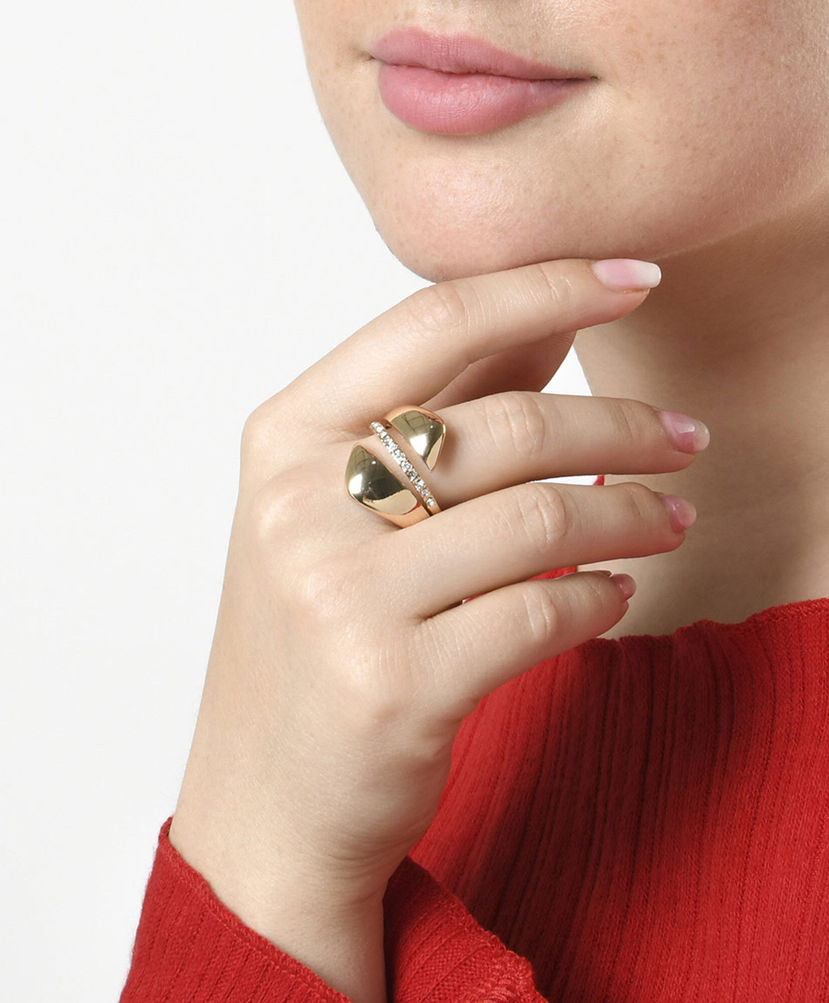 Anillo mujer dorado con brillos Anillo mujer dorado con brillos