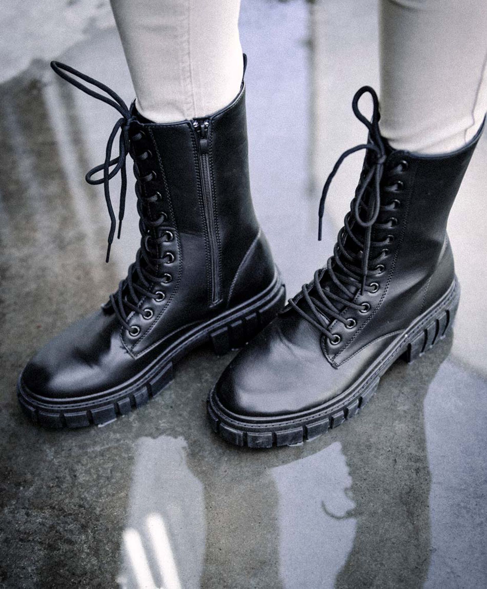 Bota mujer cordones larga Bota mujer cordones larga