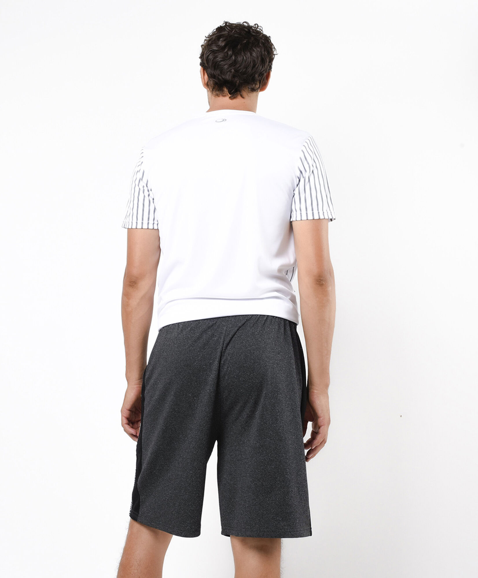 Short deportivo hombre liso Short deportivo hombre liso