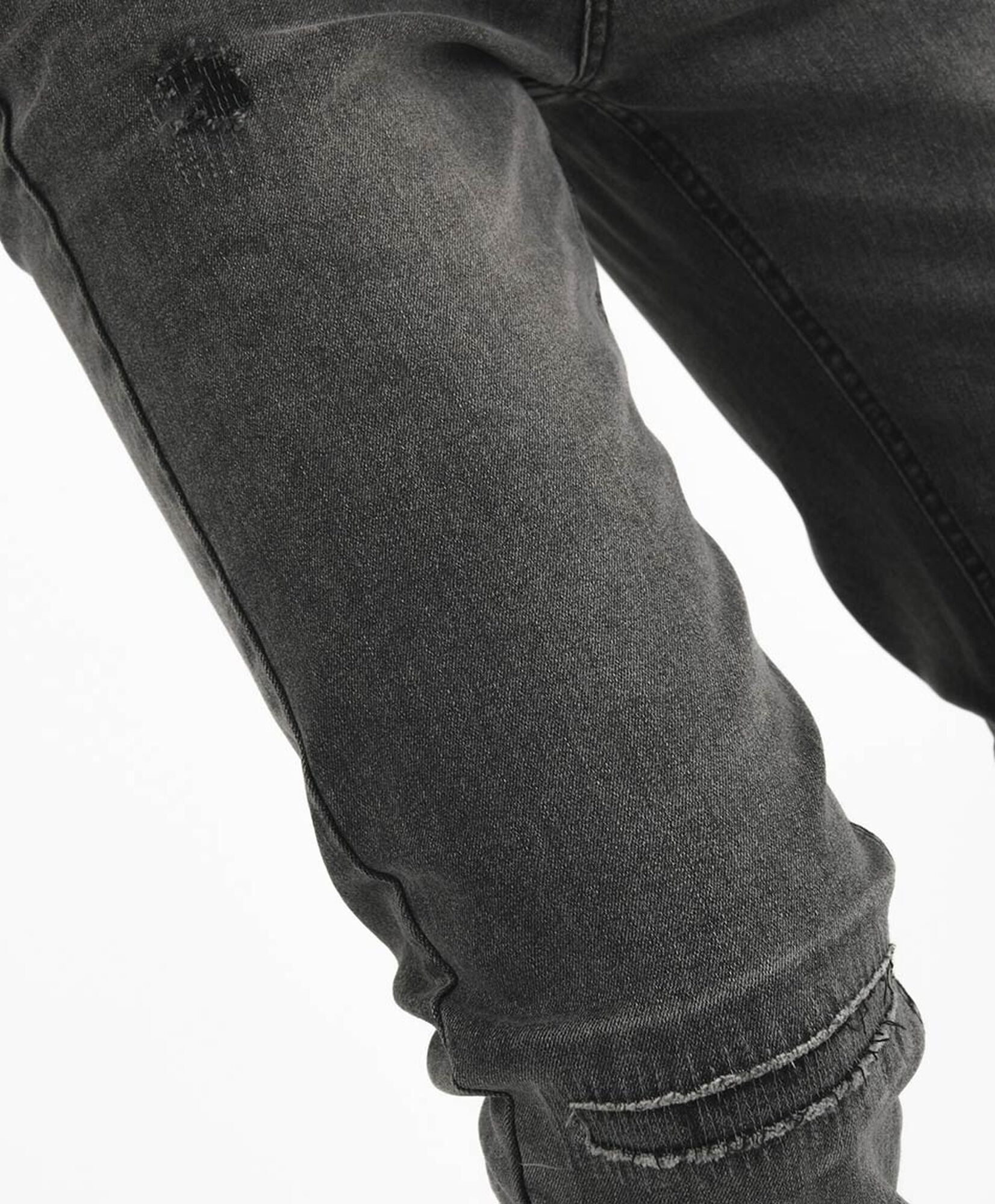 Jeans hombre parches skinny fit Jeans hombre parches skinny fit