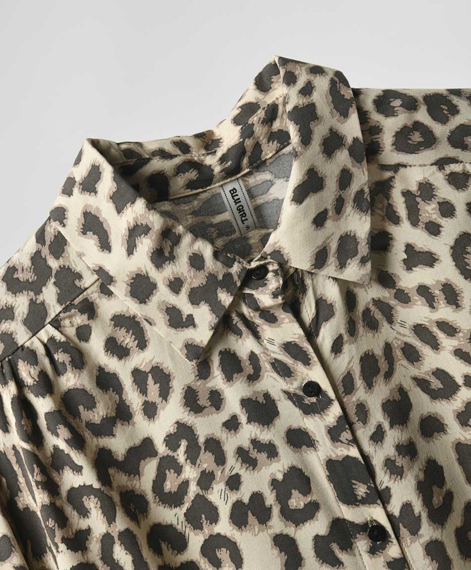 Blusa mujer estampado animal print Blusa mujer estampado animal print