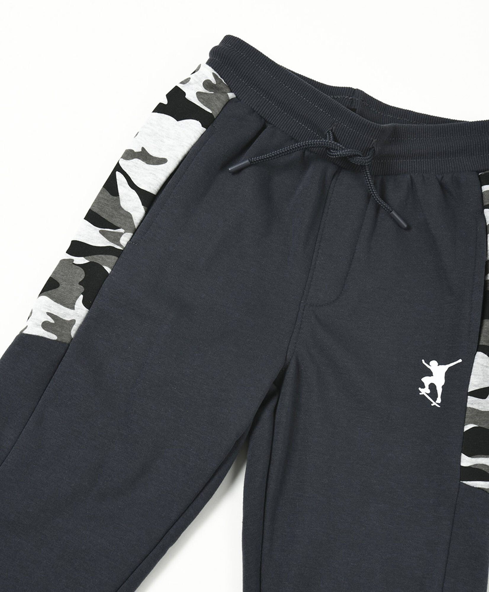 Pantalón de buzo niño camuflaje lateral Pantalón de buzo niño camuflaje lateral