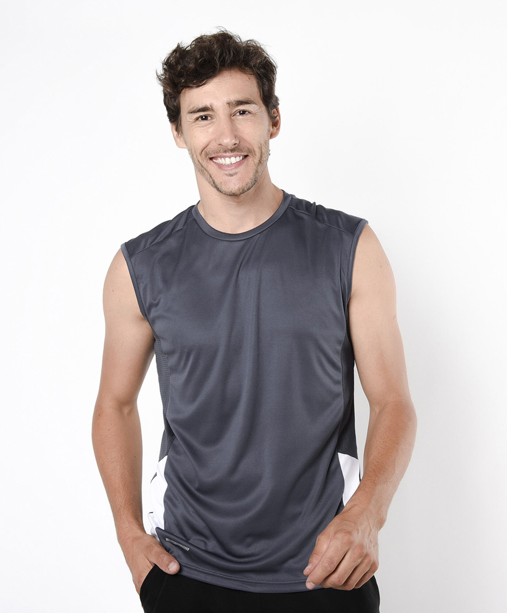 Polera deportiva hombre líneas gris sin mangas Polera deportiva hombre líneas gris sin mangas