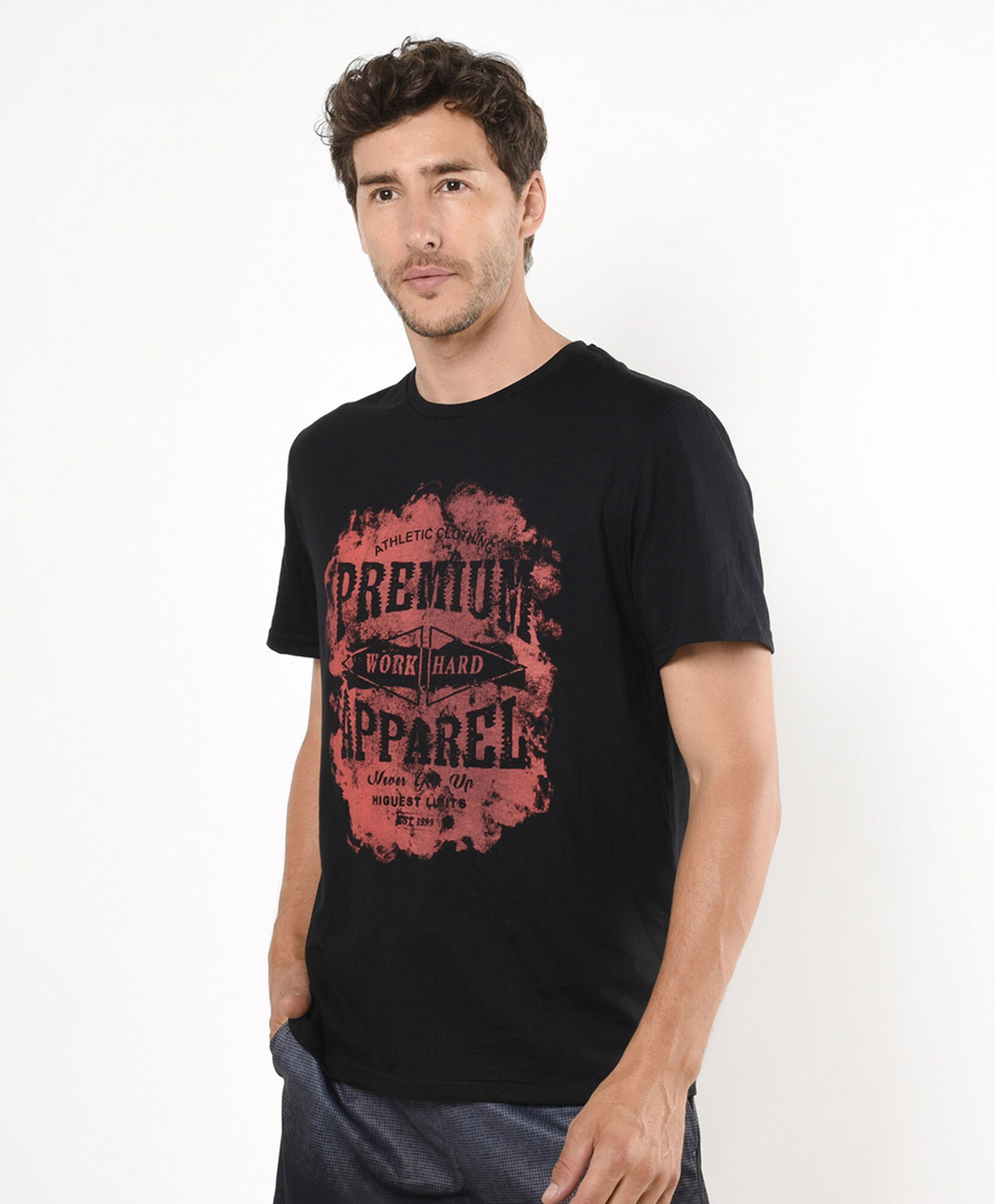 Polera deportiva hombre estampado Polera deportiva hombre estampado
