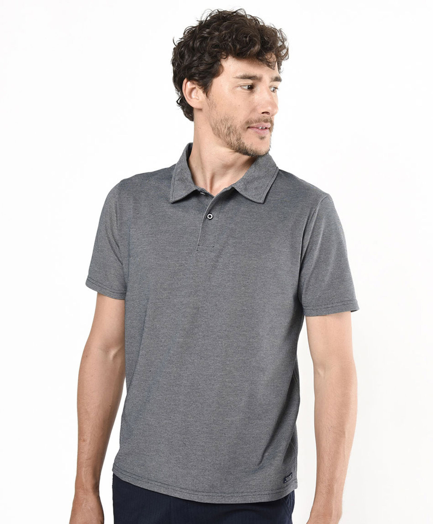 Polera hombre lisa cuello piqué Polera hombre lisa cuello piqué