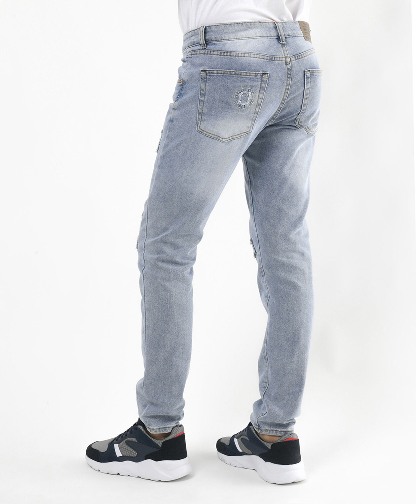 Jeans hombre parches y bordados skinny fit Jeans hombre parches y bordados skinny fit