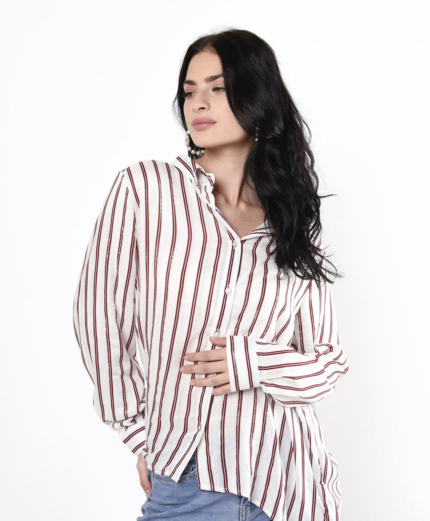 Blusa mujer líneas y brillos Blusa mujer líneas y brillos