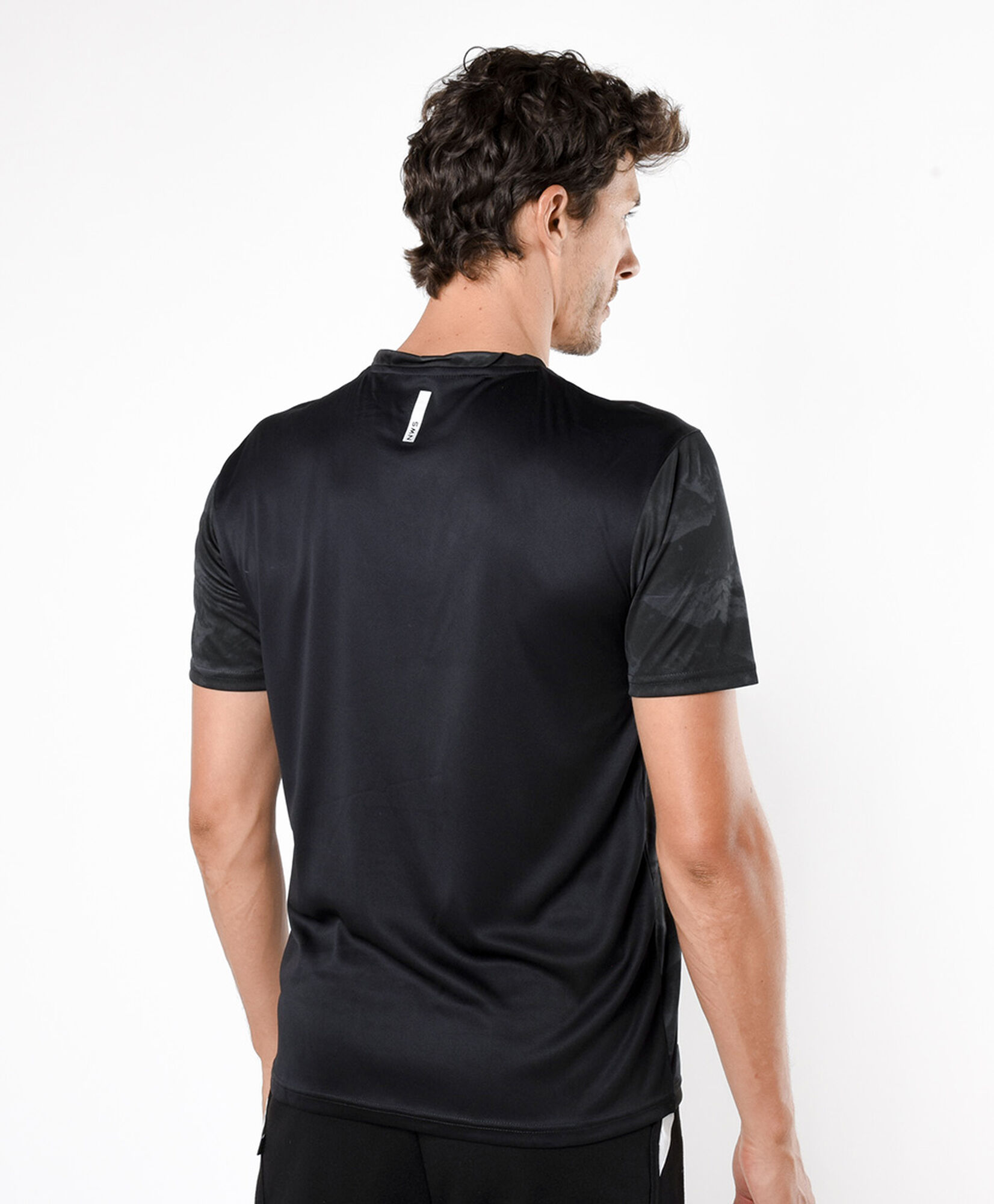 Polera deportiva hombre montañas Polera deportiva hombre montañas