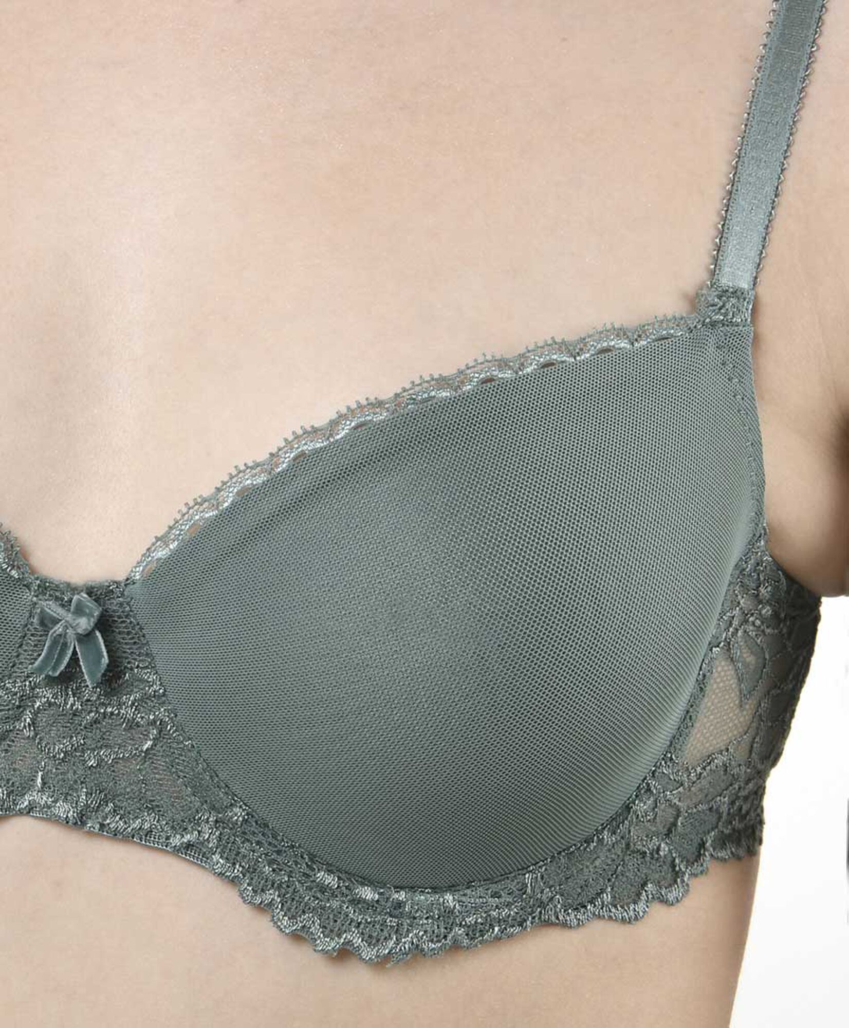 Sostén mujer liso encaje lateral Sostén mujer liso encaje lateral