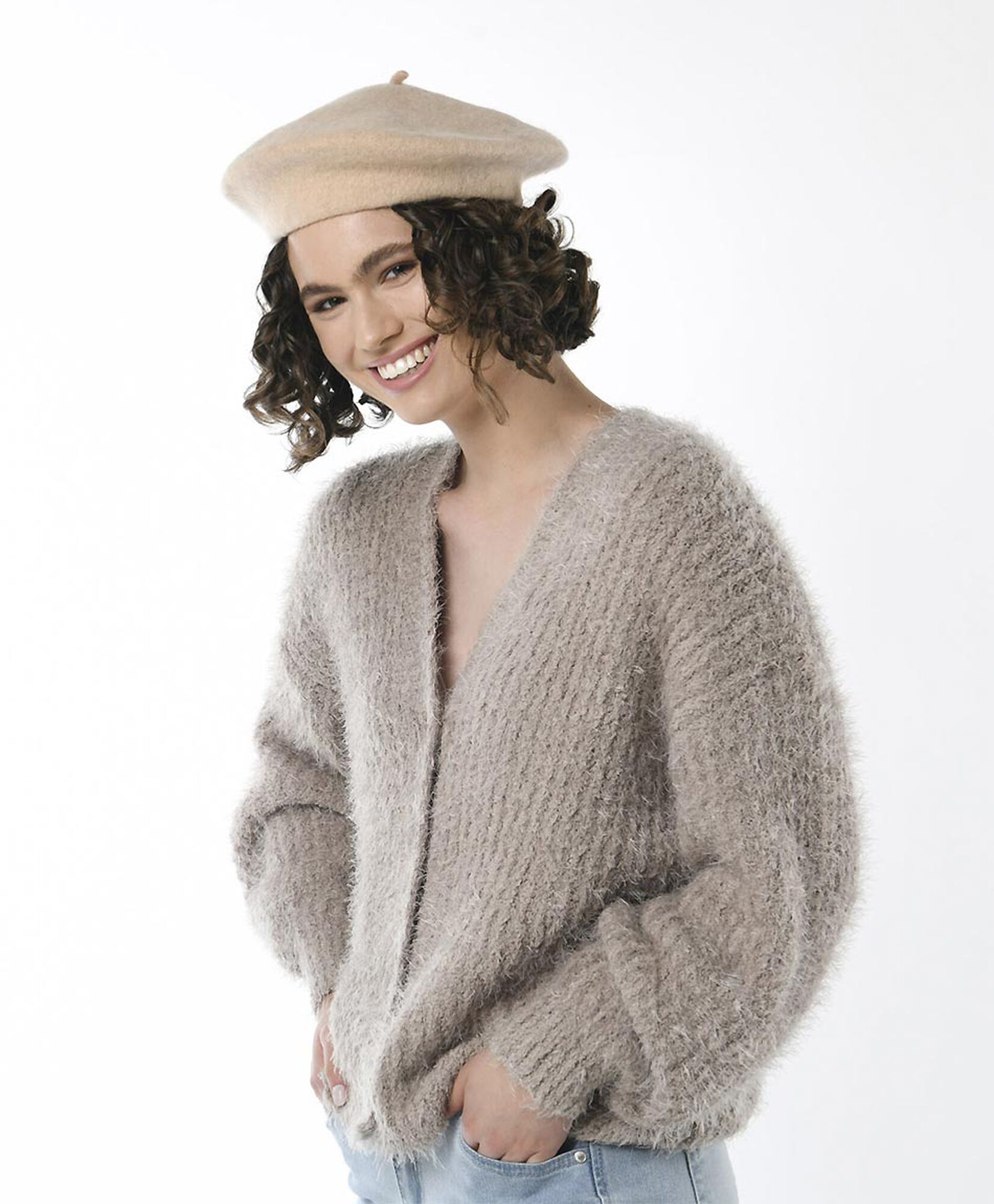 Cardigan mujer botones pelitos Cardigan mujer botones pelitos