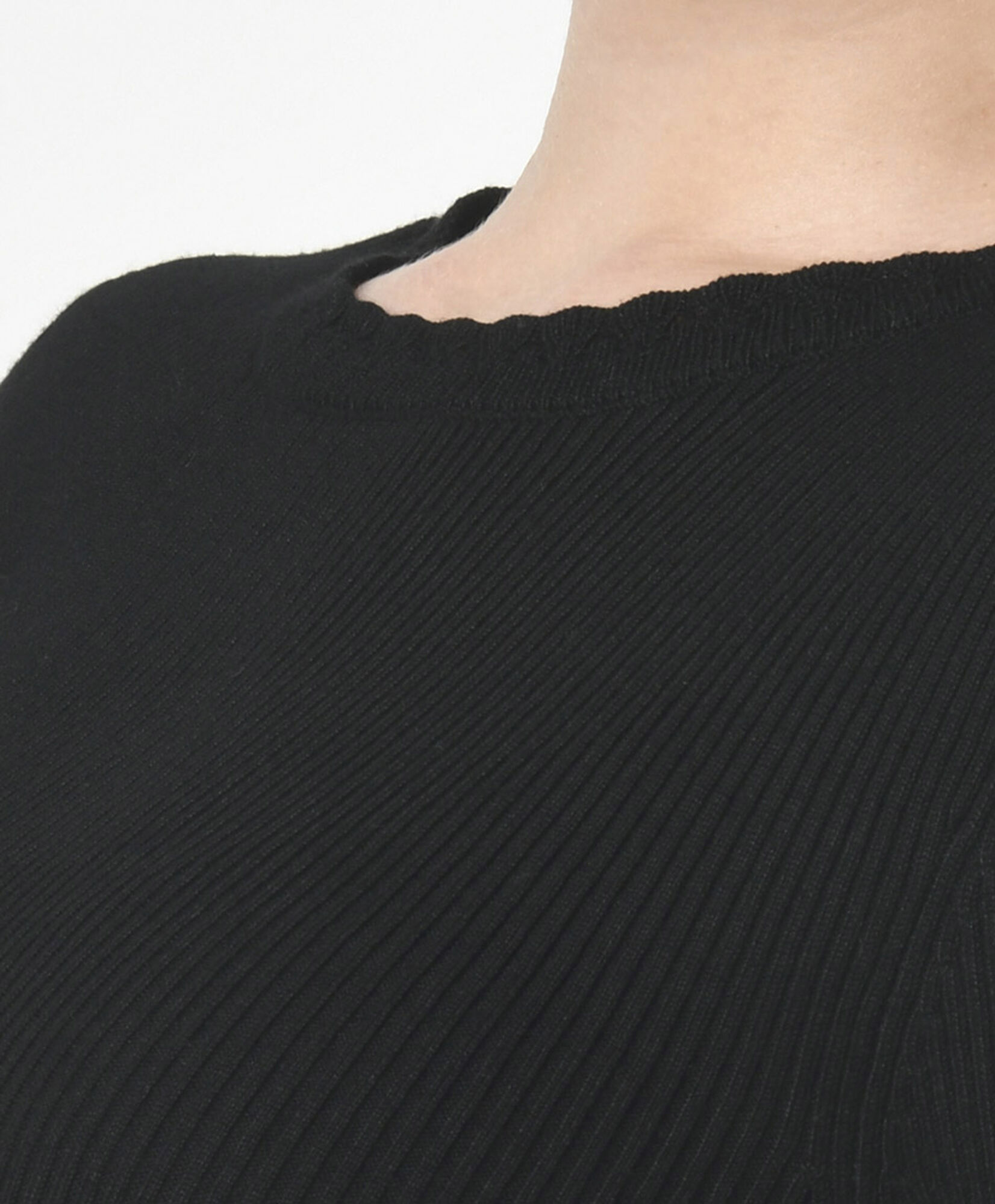 Sweater mujer cuello ondulado Sweater mujer cuello ondulado
