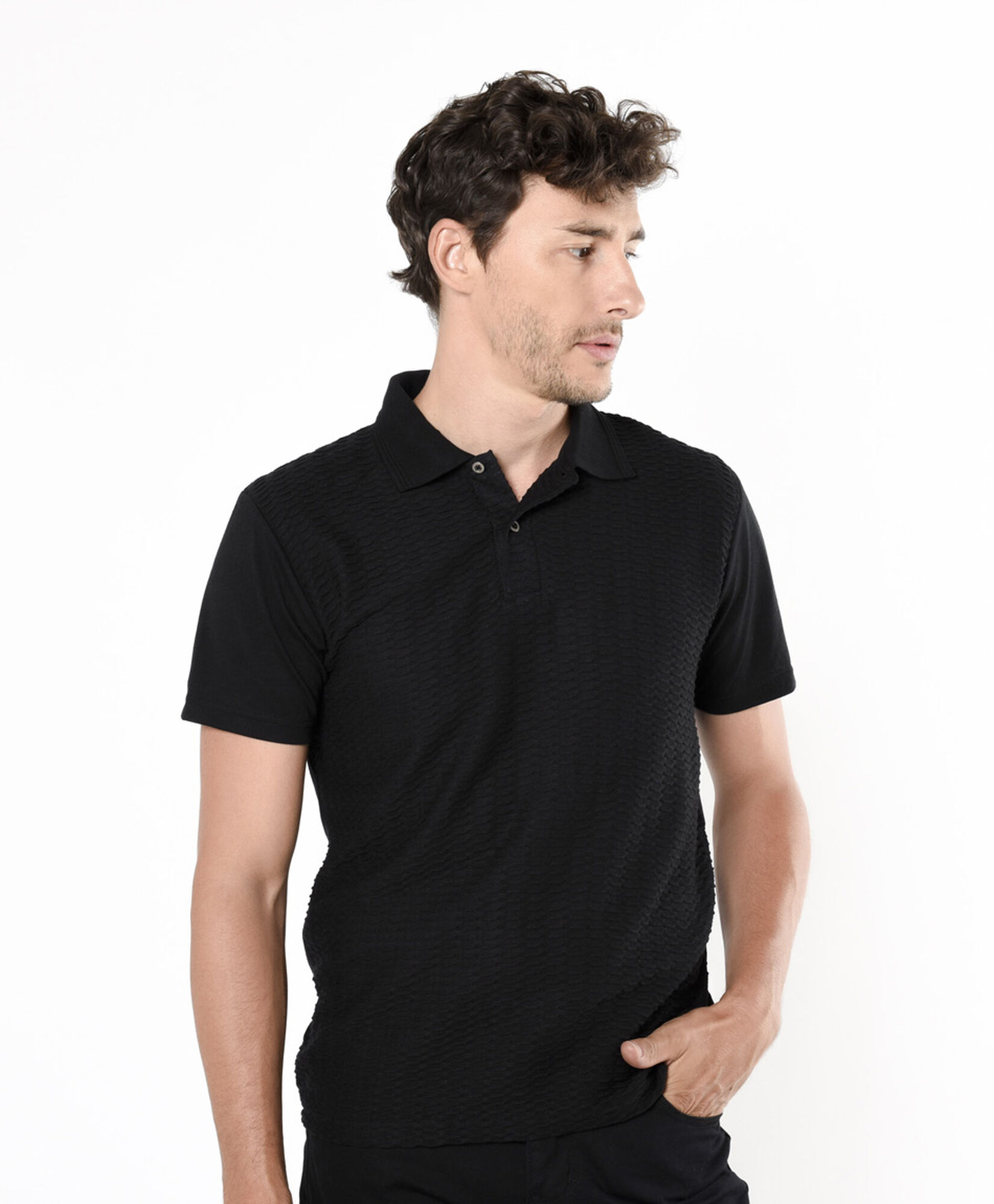 Polera hombre textura cuello piqué Polera hombre textura cuello piqué