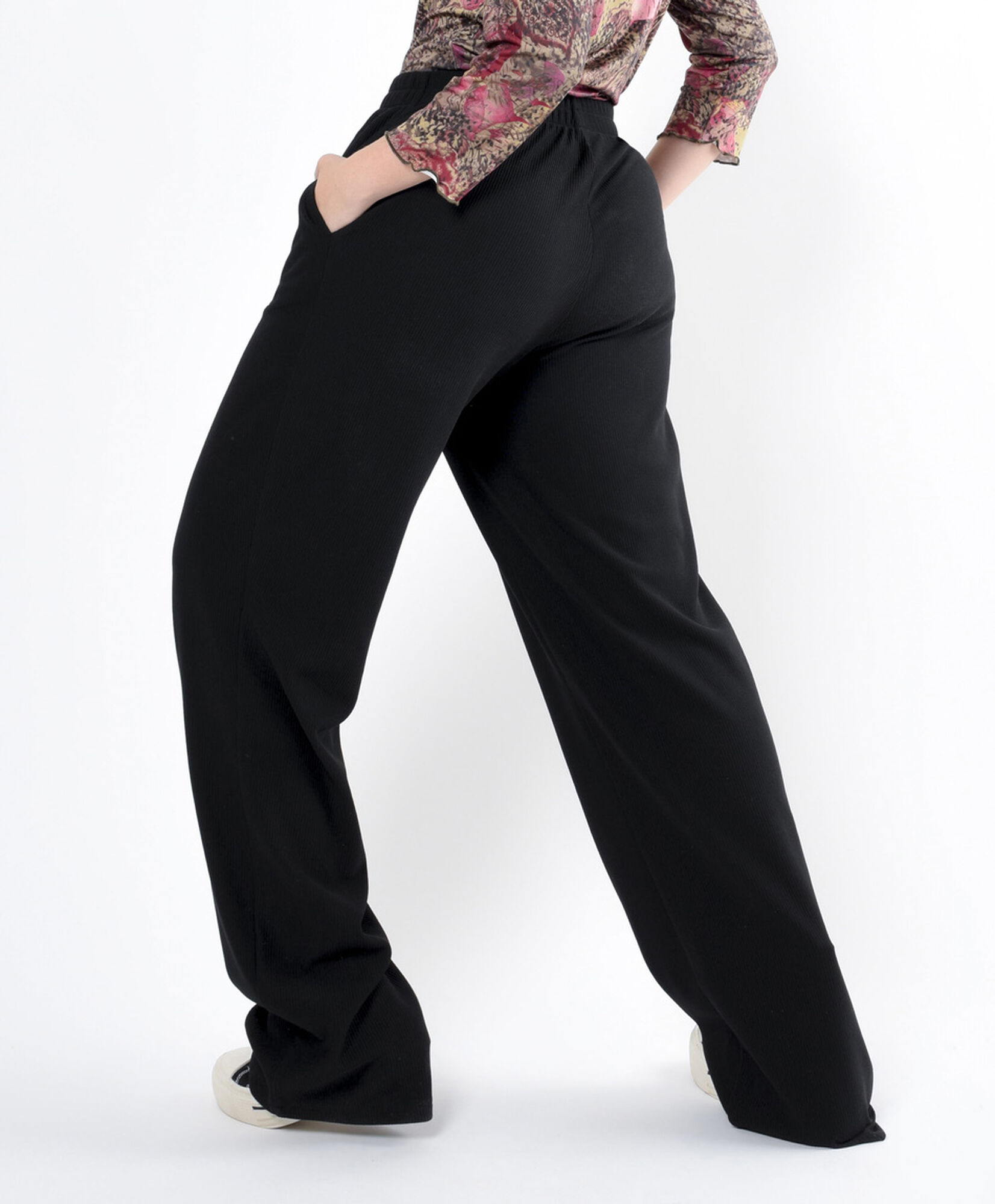 Pantalón mujer canalé wide Pantalón mujer canalé wide